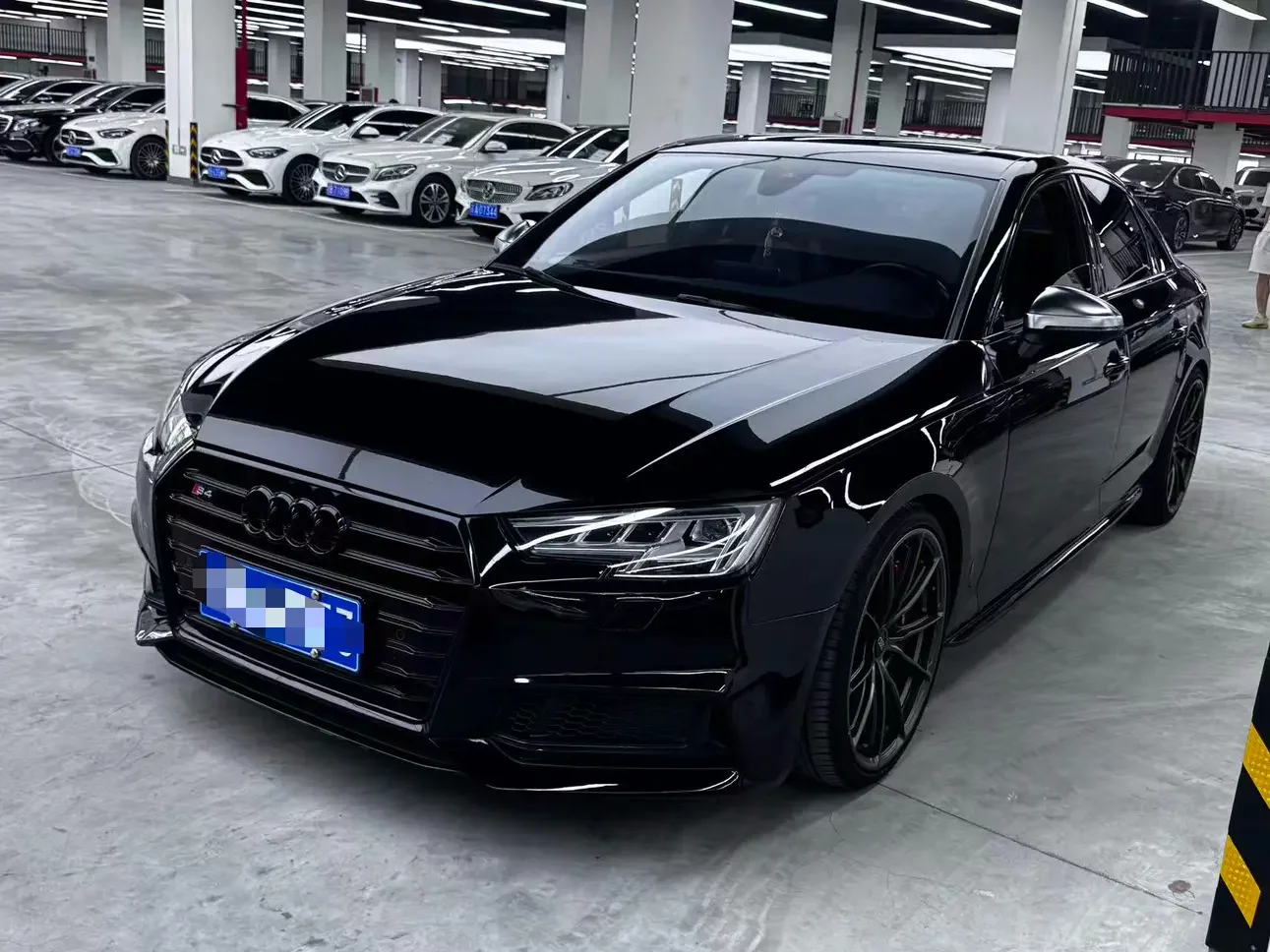 Audi S4