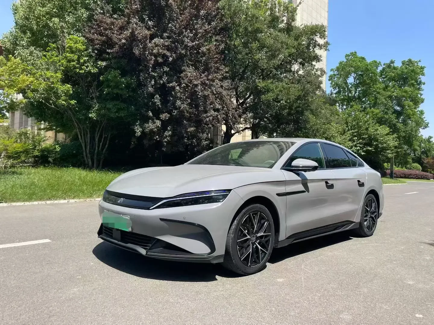 BYD Han EV
