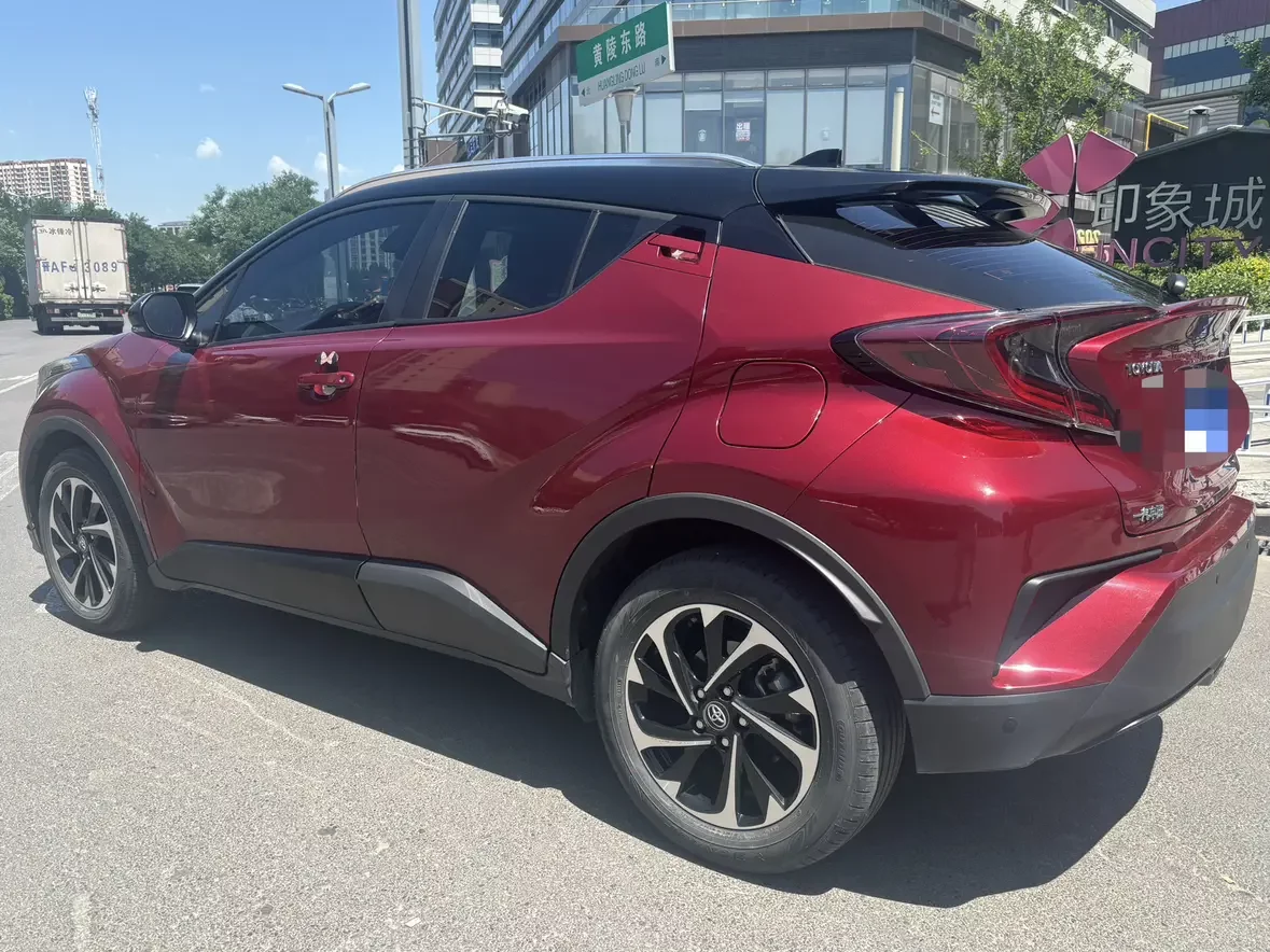 Toyota C-HR Hybrid