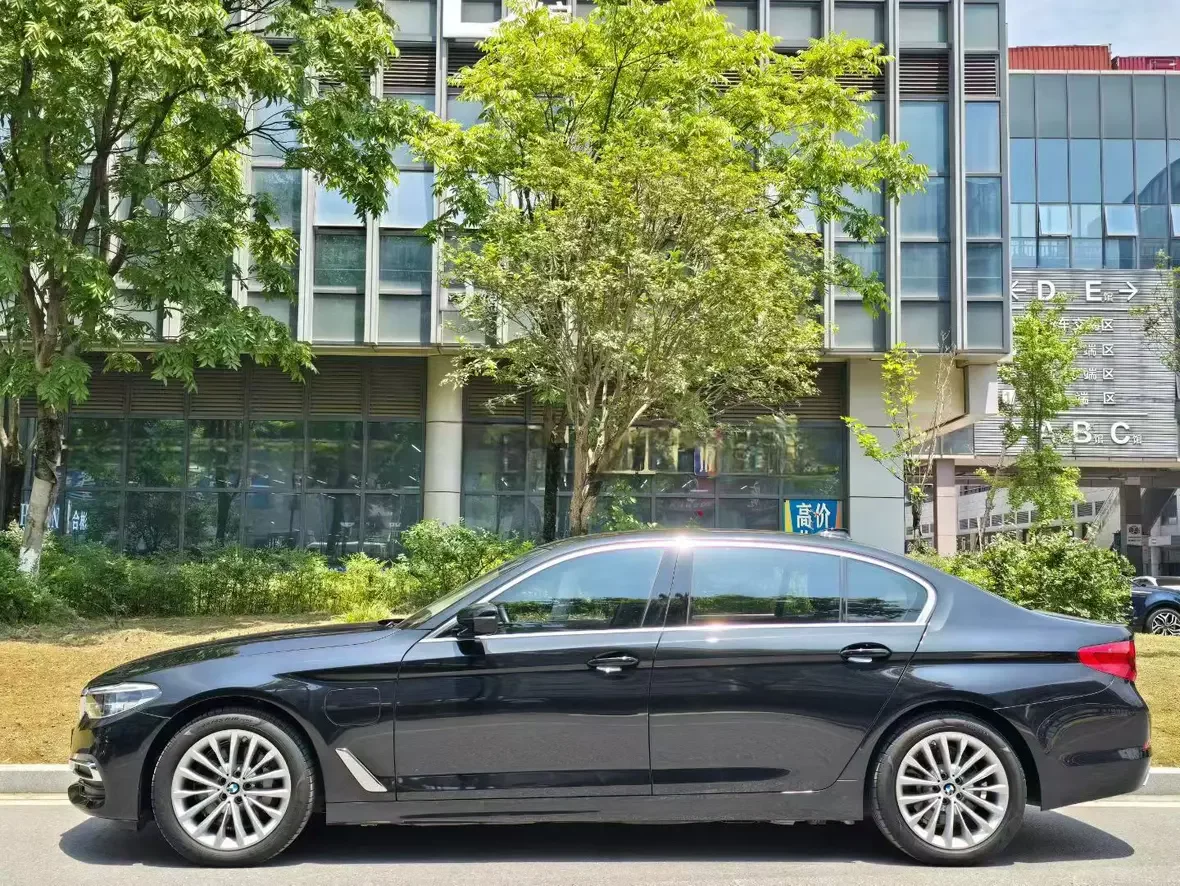 BMW 5 Series PHEV