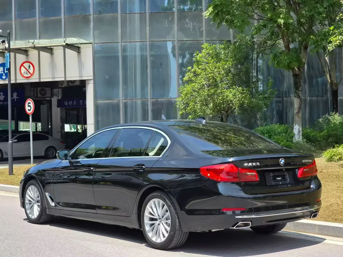 BMW 5 Series PHEV