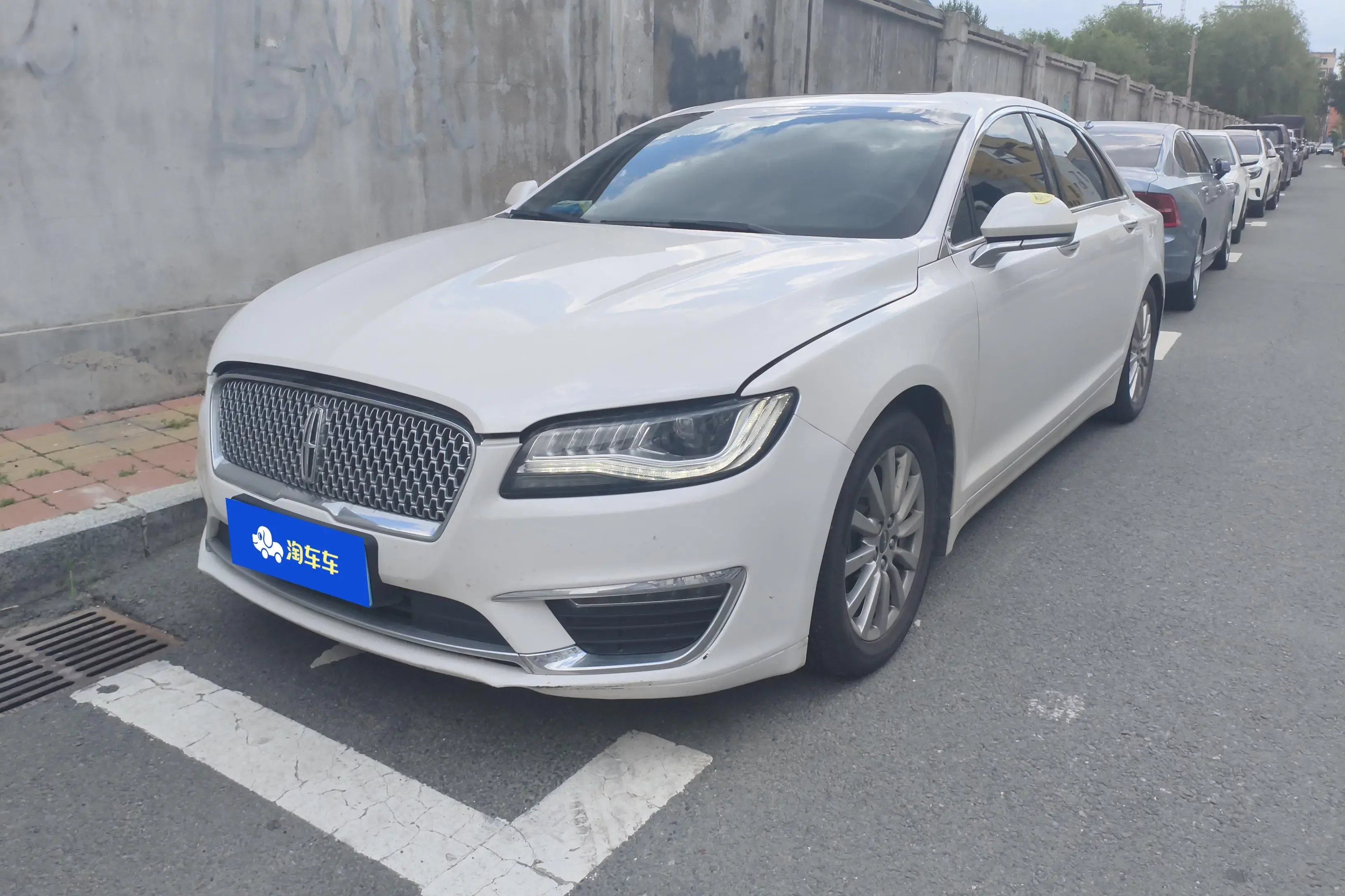 Lincoln MKZ