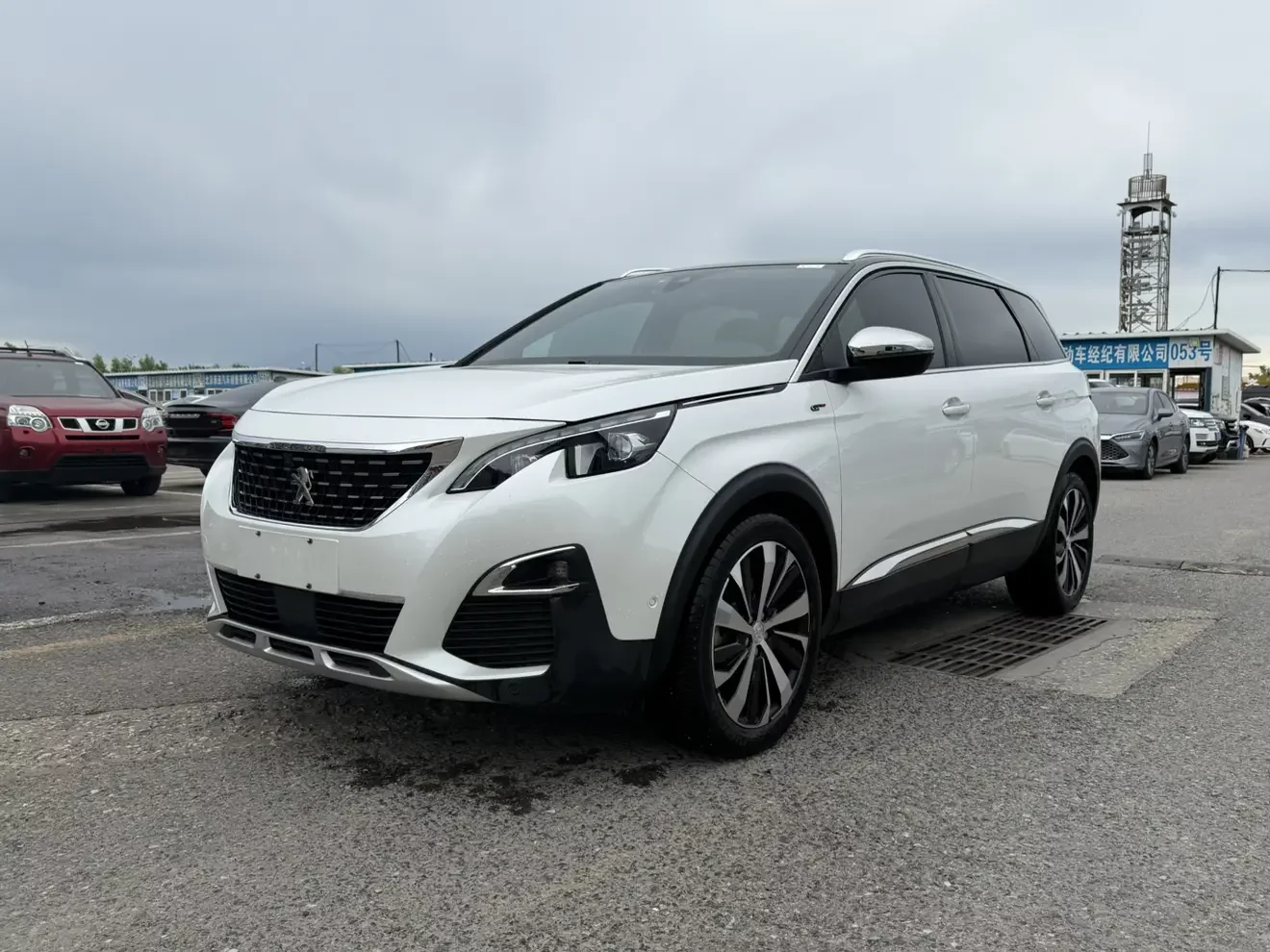 Peugeot 5008