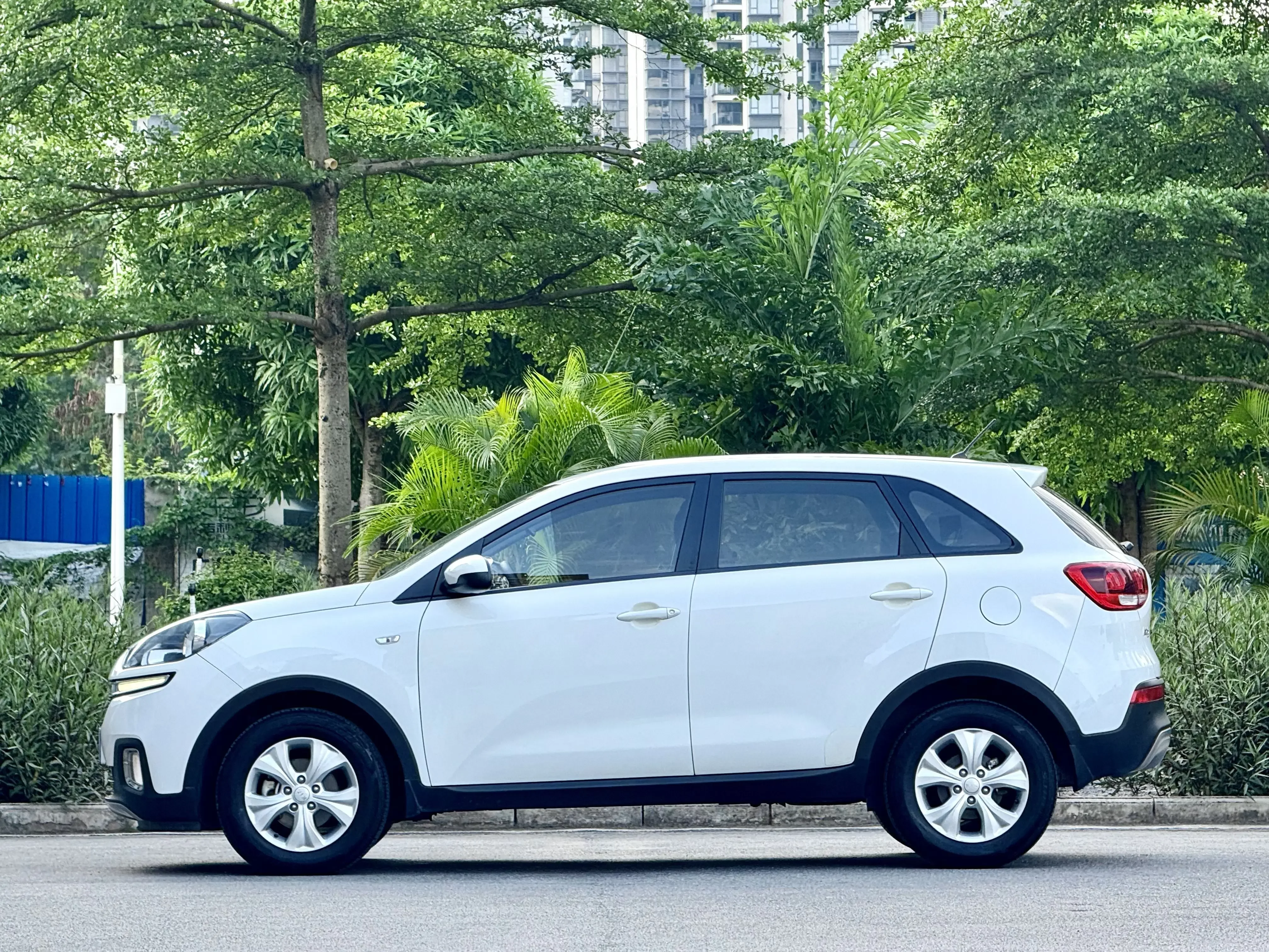 Kia Run proudly
