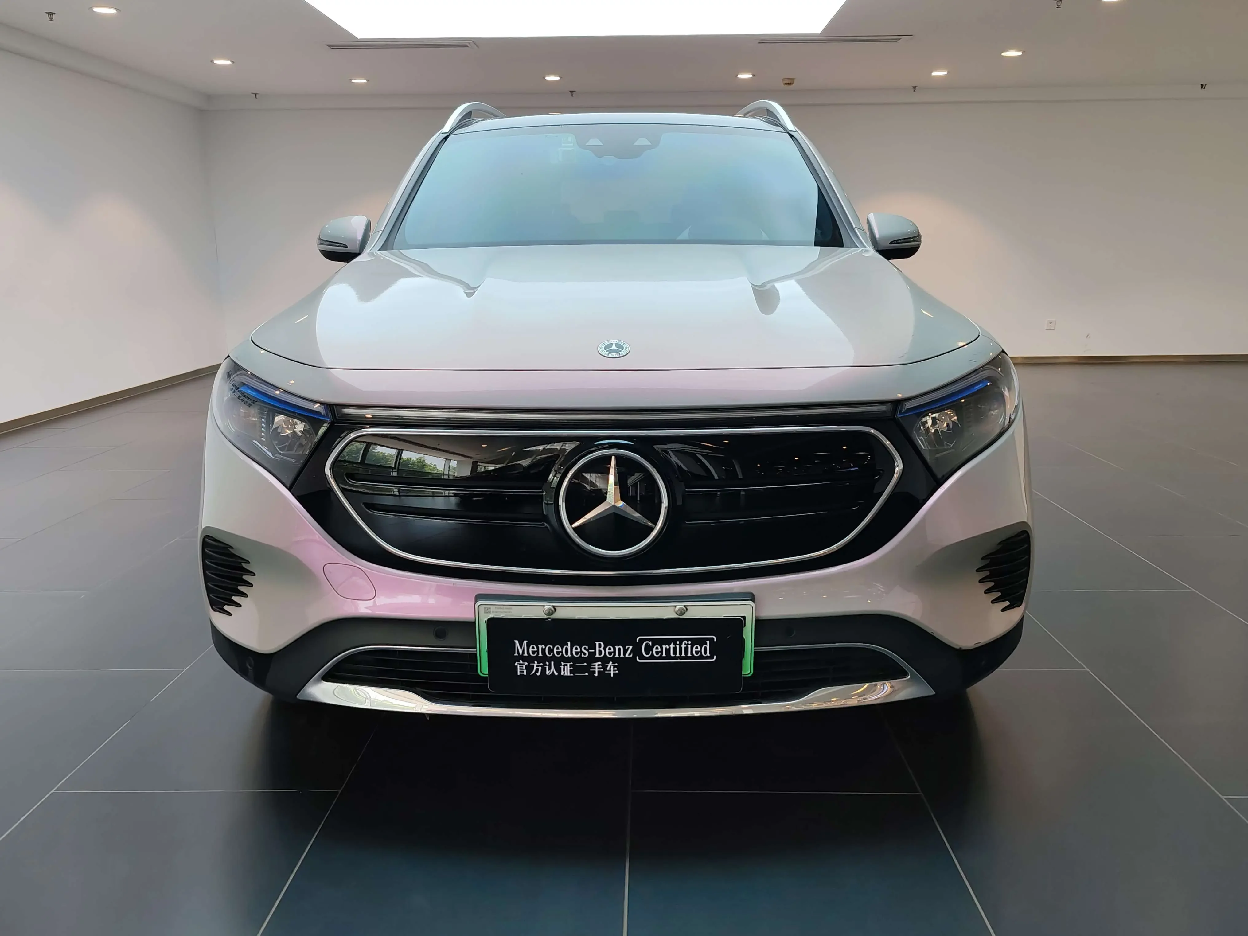 Mercedes-Benz EQB