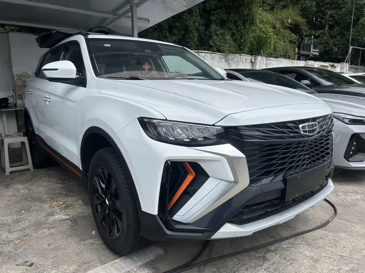 Geely Atlas