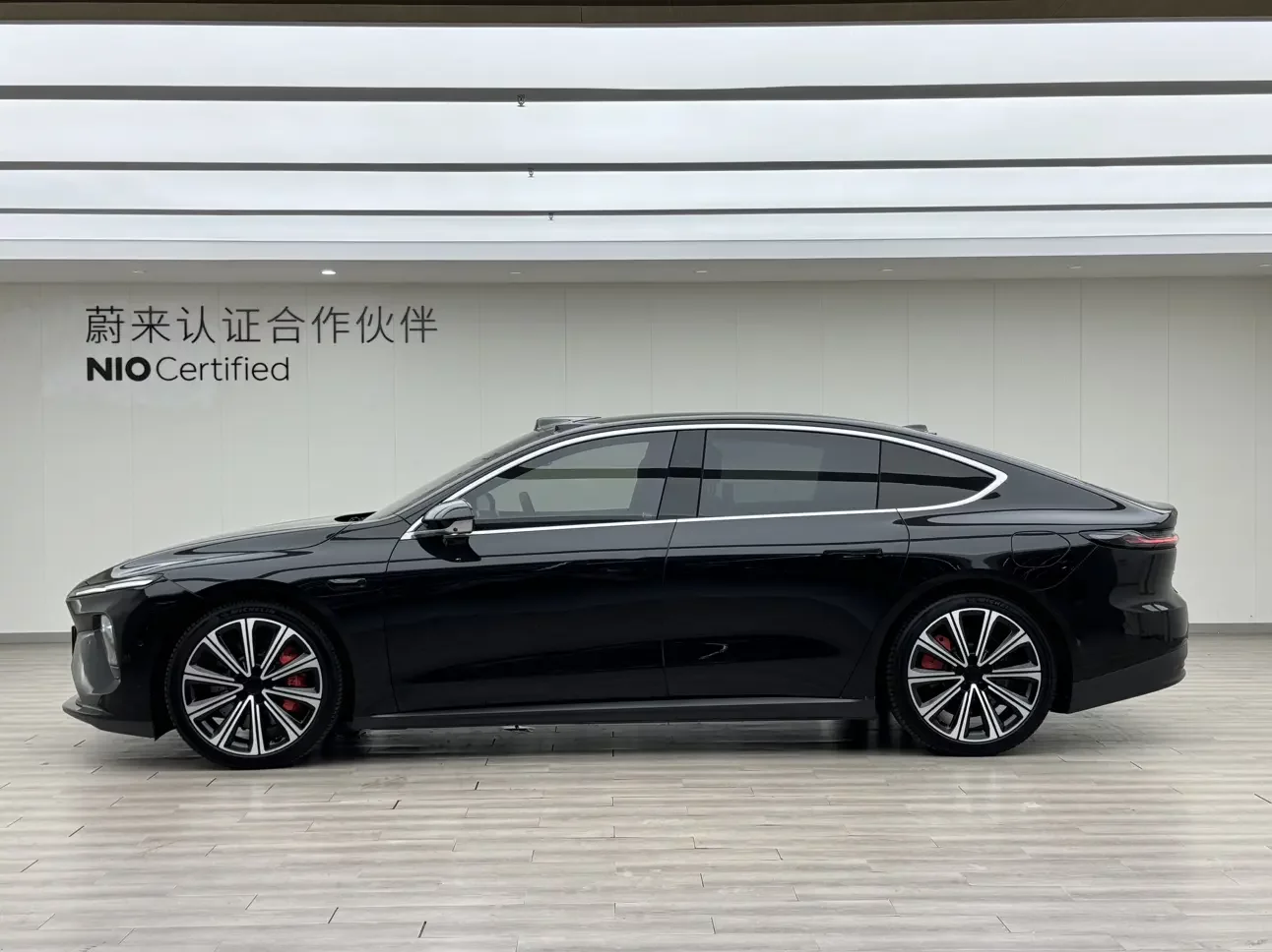NIO ET7