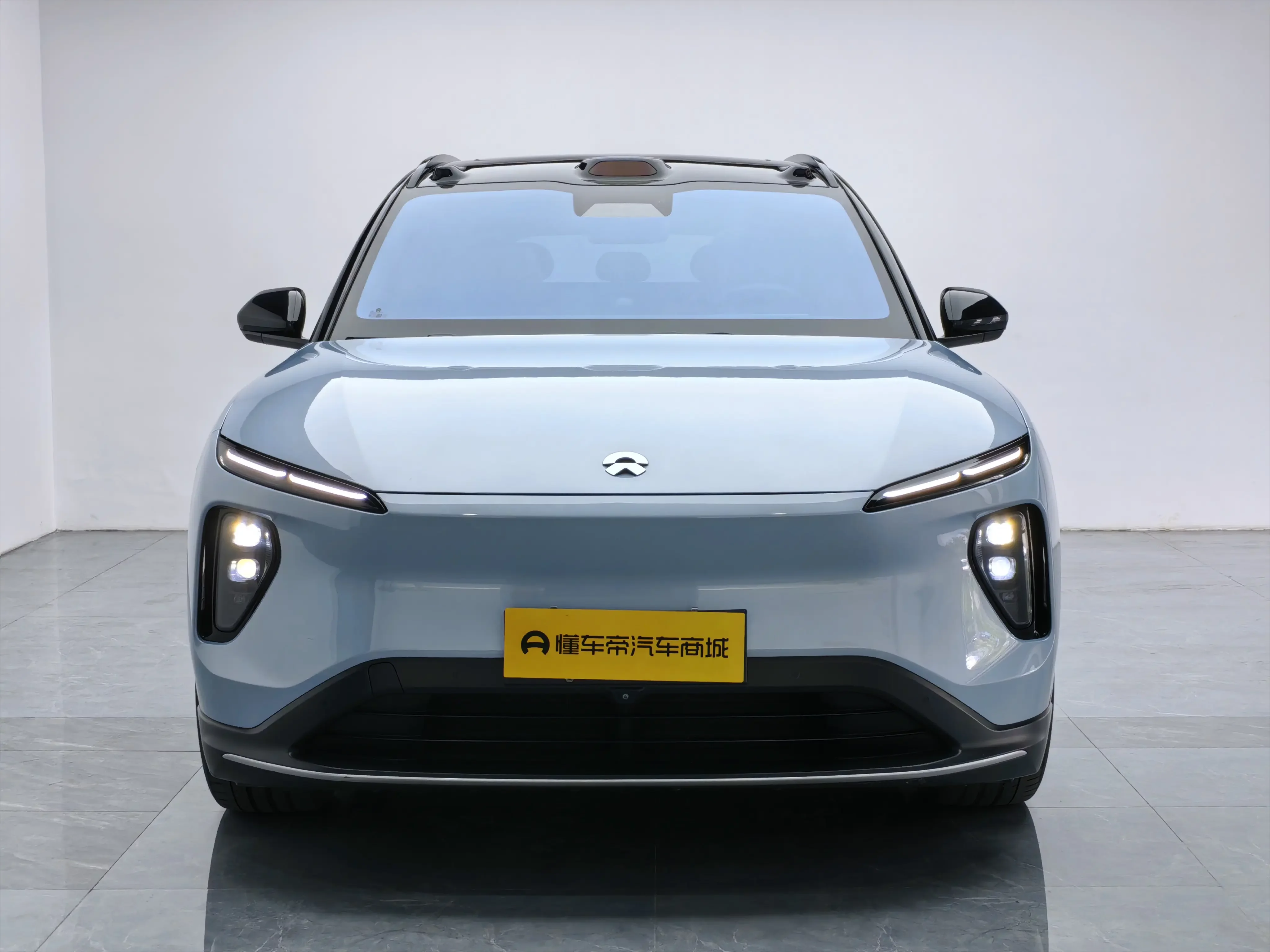 NIO ES6