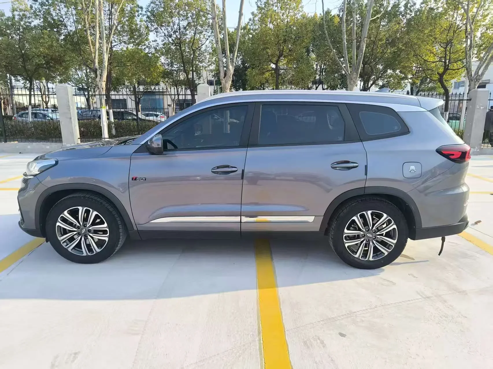 Chery Tiggo 8
