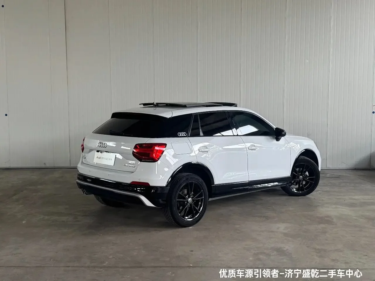 Audi Q2L