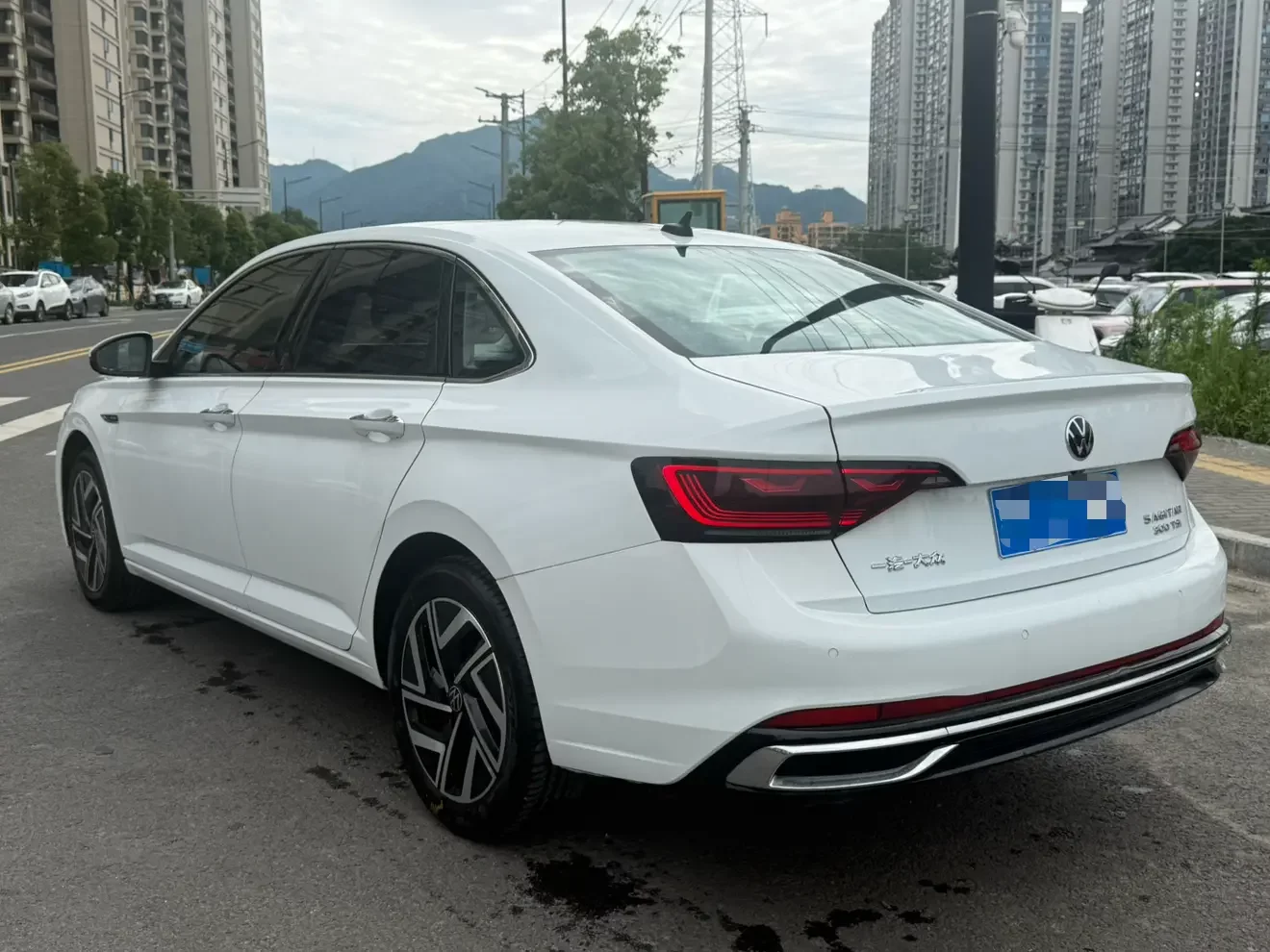 Volkswagen Sagitar