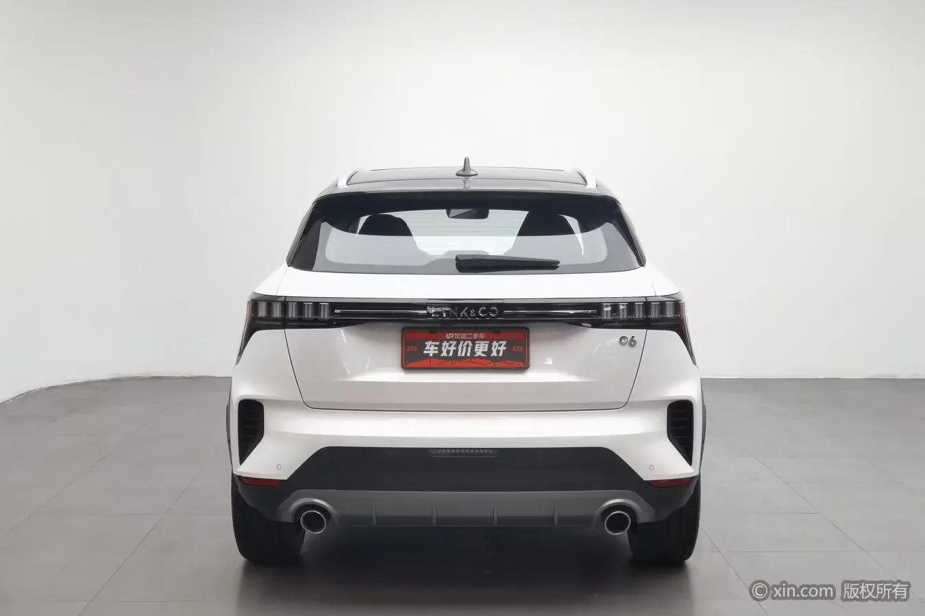 Lynk & Co 06