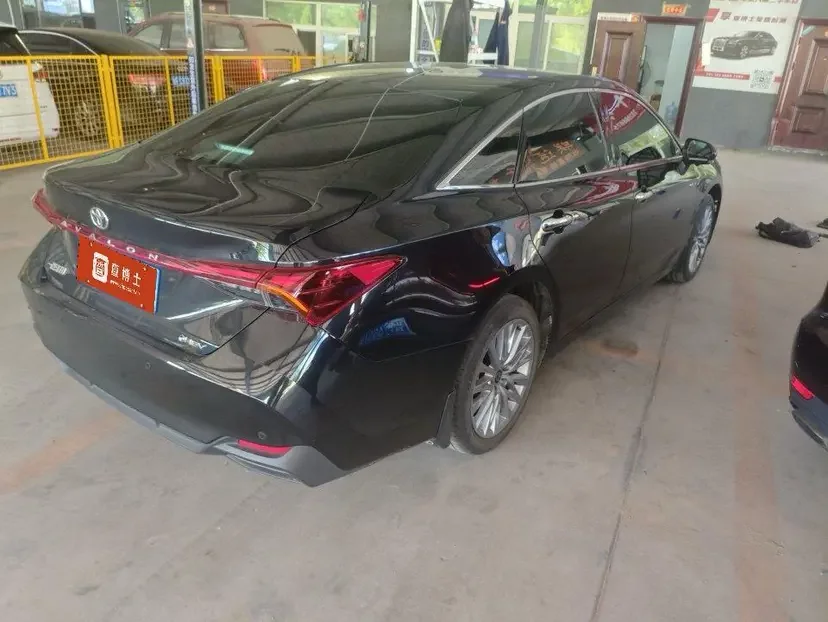 Toyota Avalon