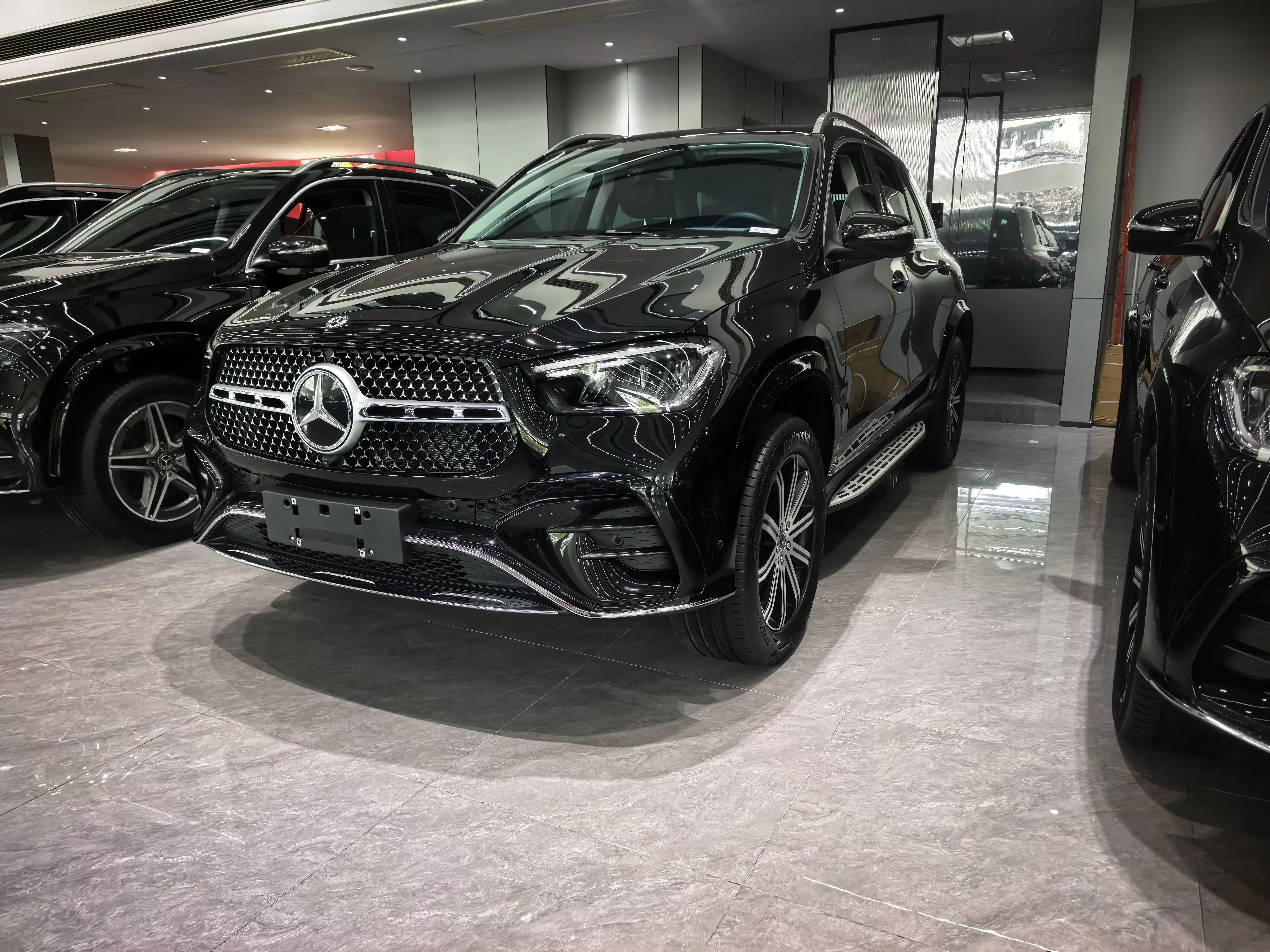 Mercedes-Benz GLE (Imported)