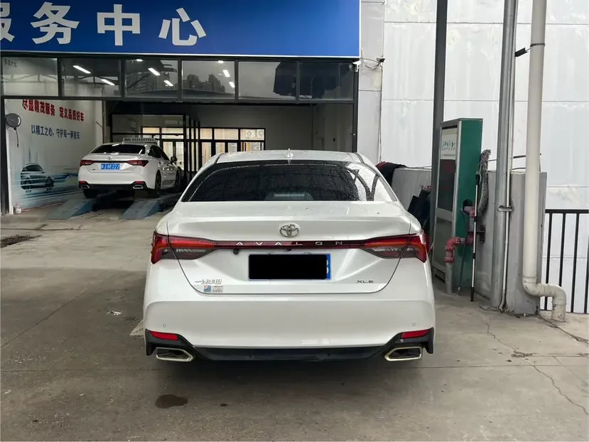 Toyota Avalon