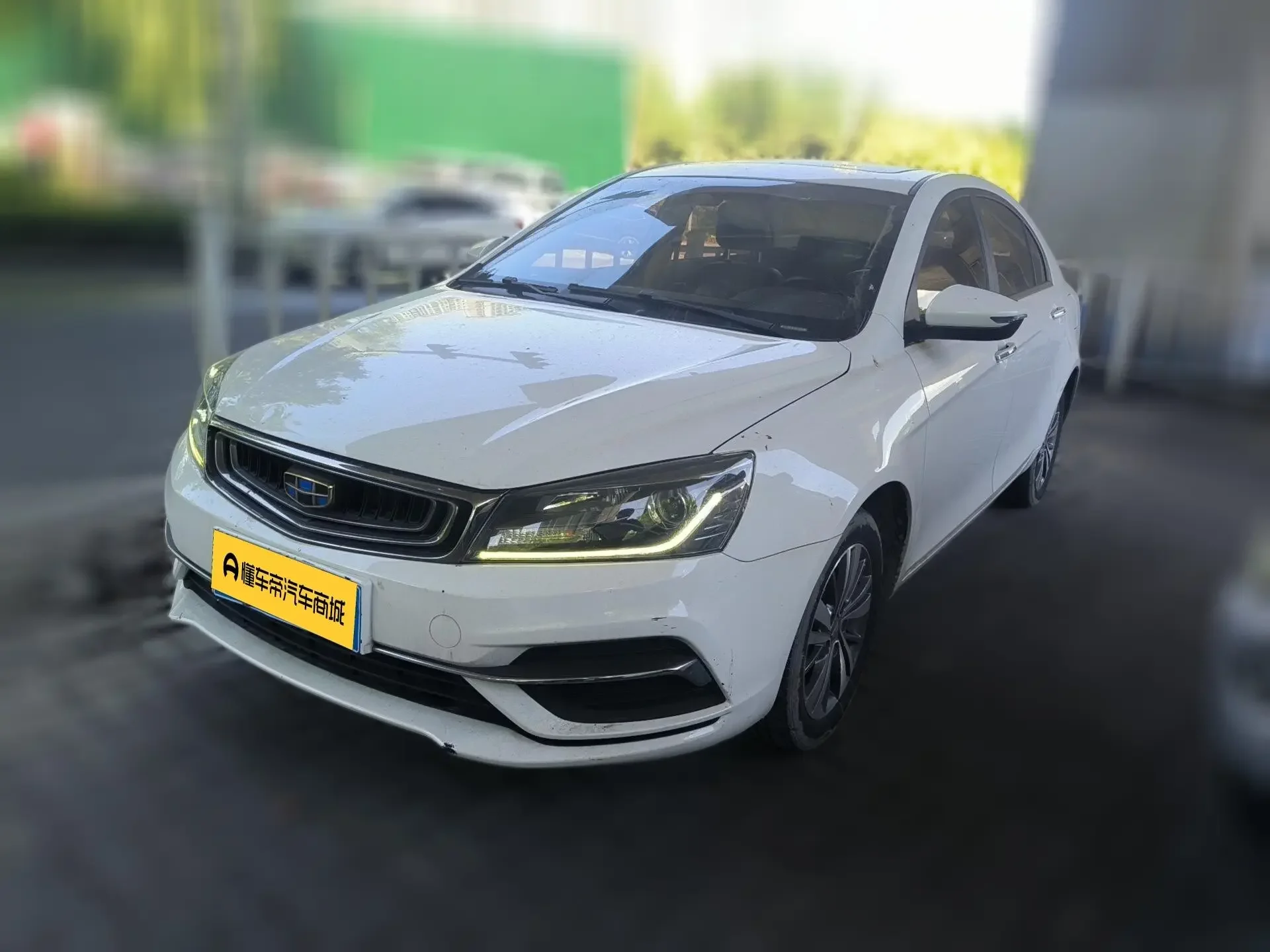 Geely emgrand  из Китая
