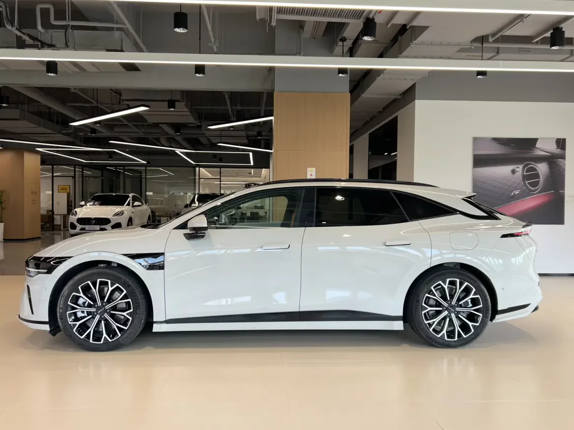 ZEEKR 007GT