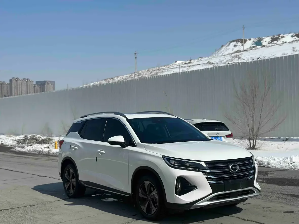 GAC Trumpchi GS4
