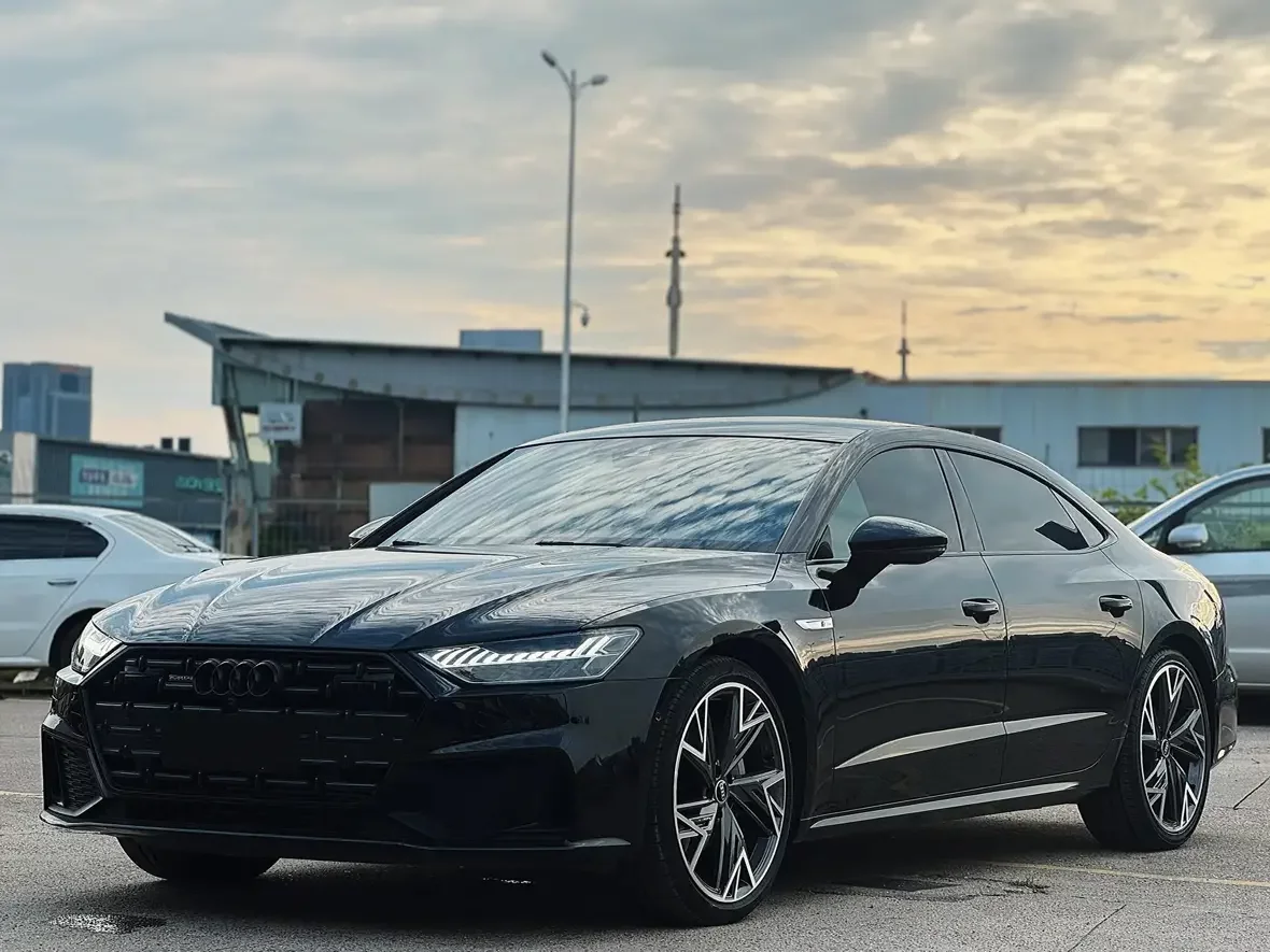 Audi A7L