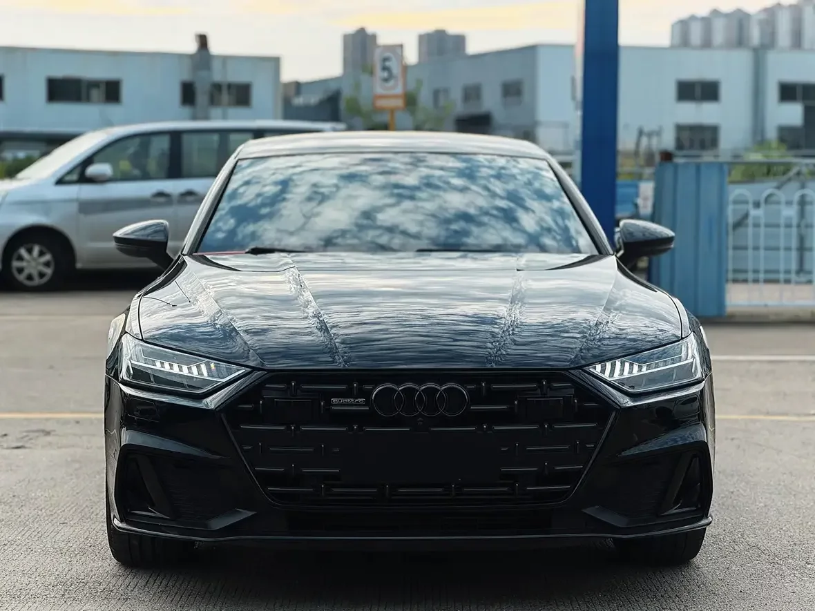 Audi A7L