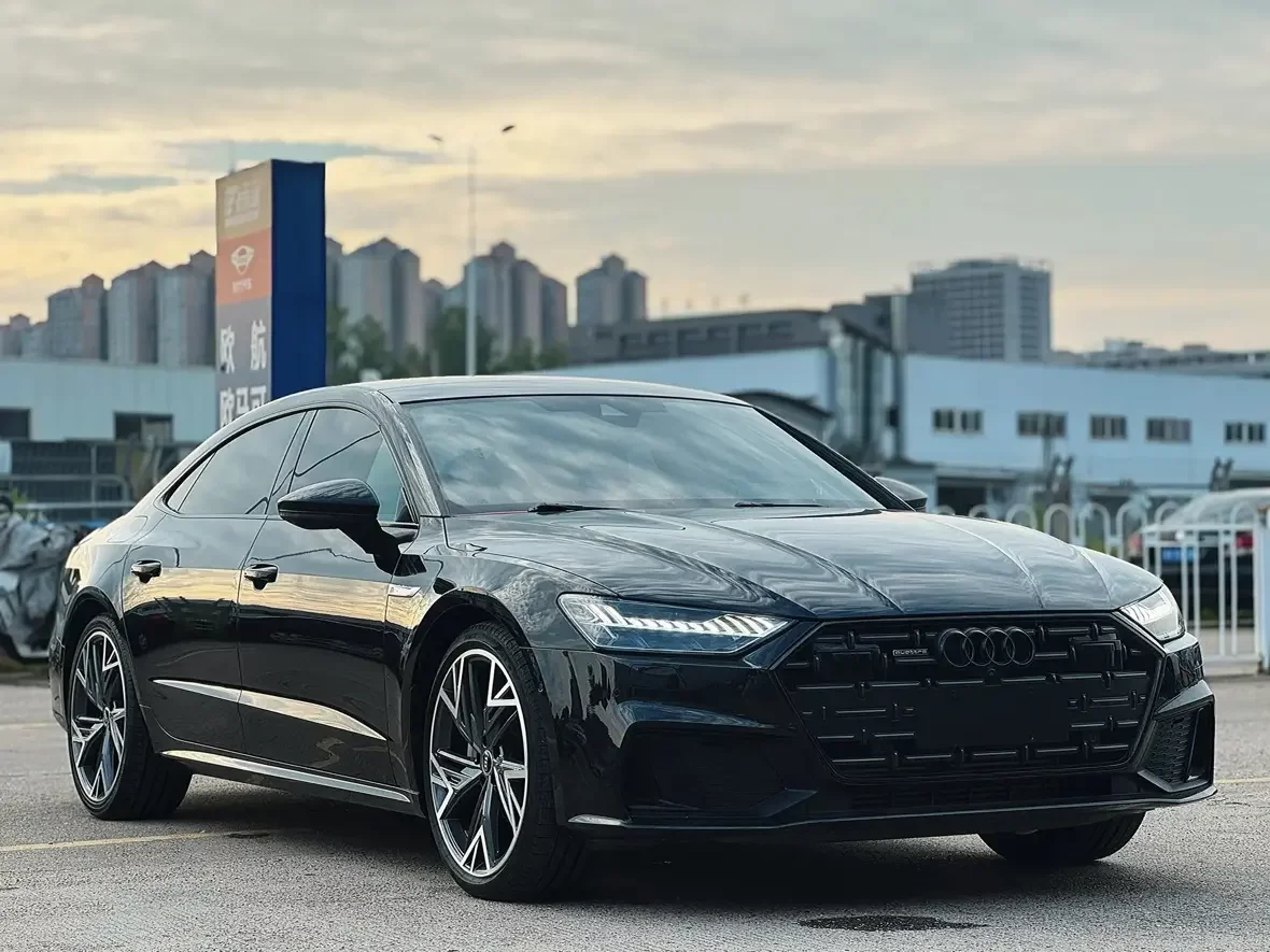Audi A7L