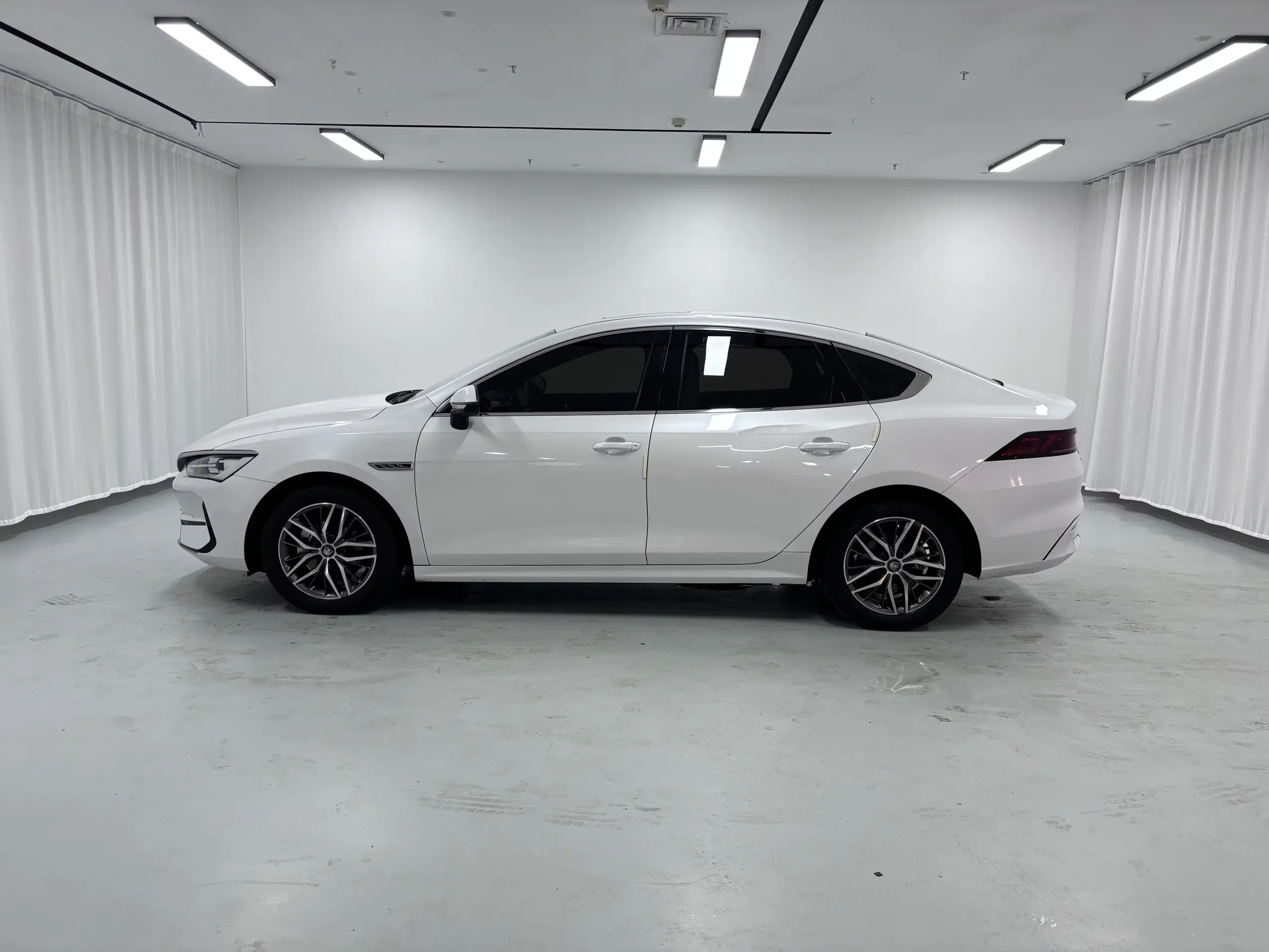BYD Qin PLUS EV