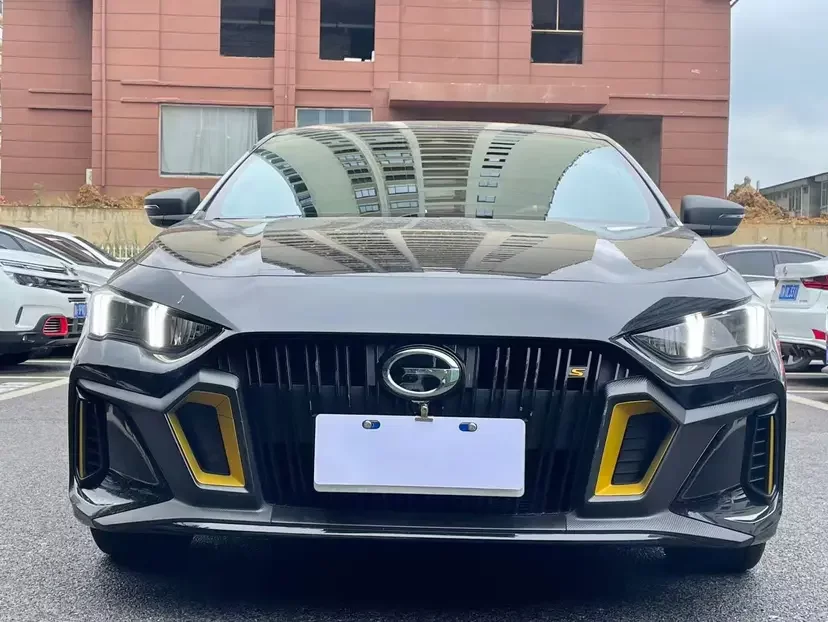GAC Trumpchi Empow  из Китая