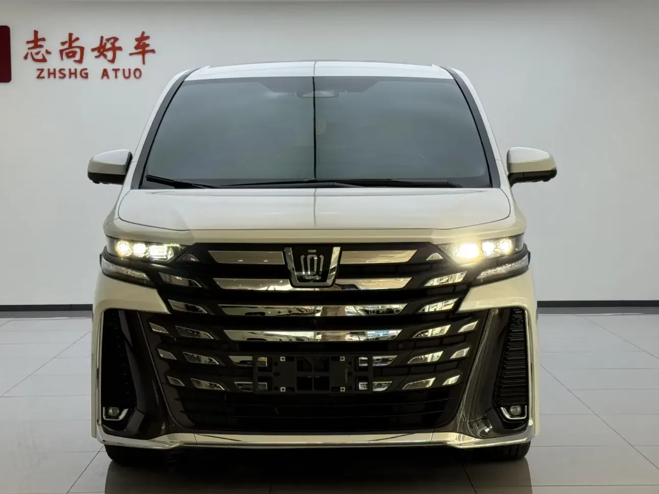 Toyota Crown Wellfire