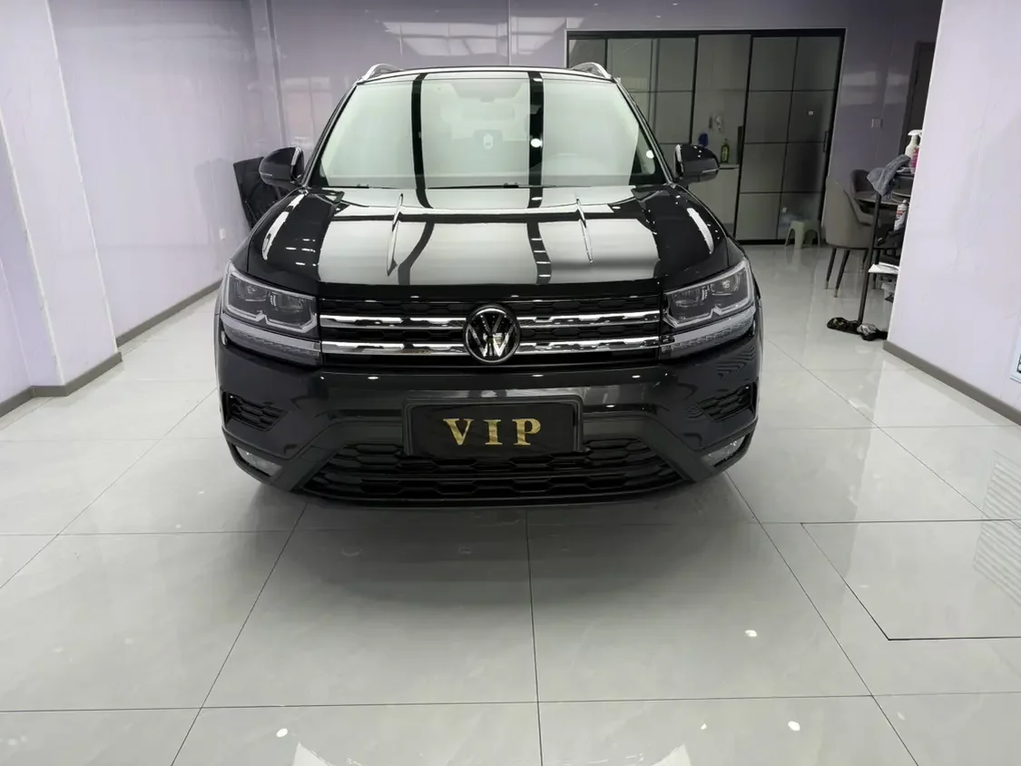 Volkswagen Tharu