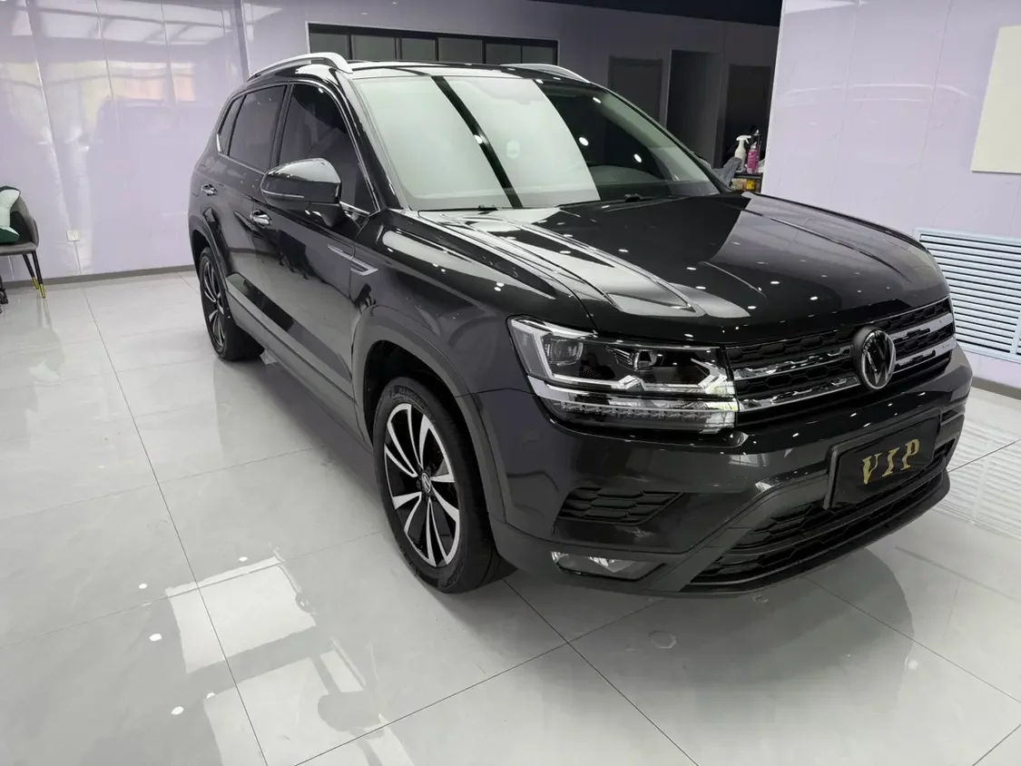 Volkswagen Tharu