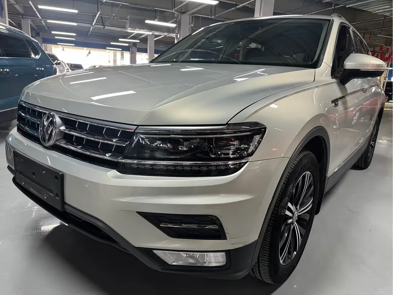 Volkswagen Tiguan L