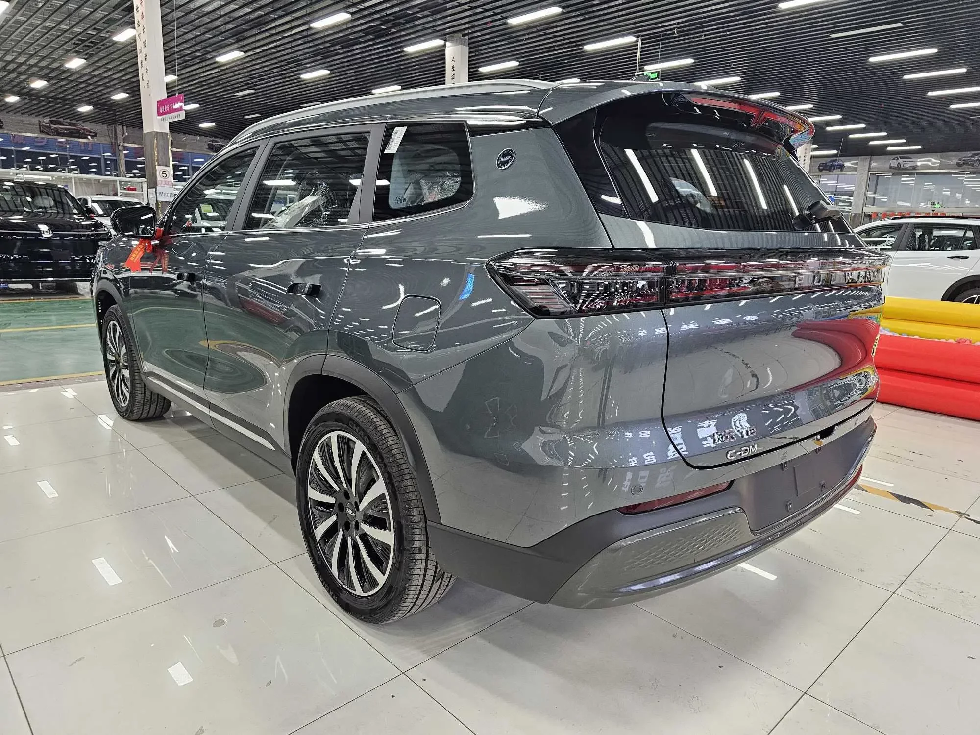 Chery Fengyun T8