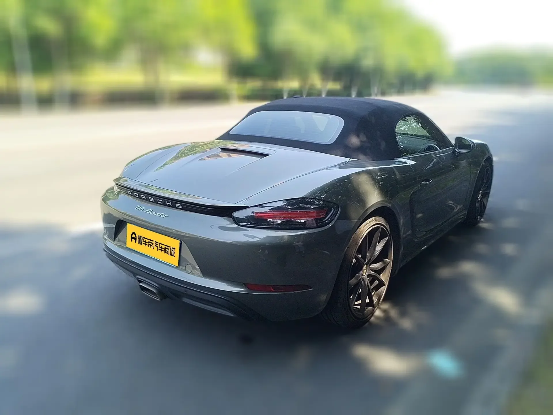Porsche 718
