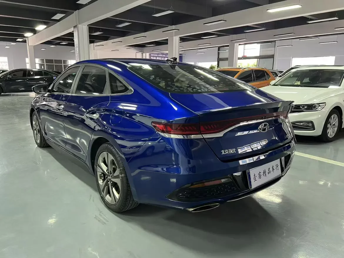 Hyundai Lafesta