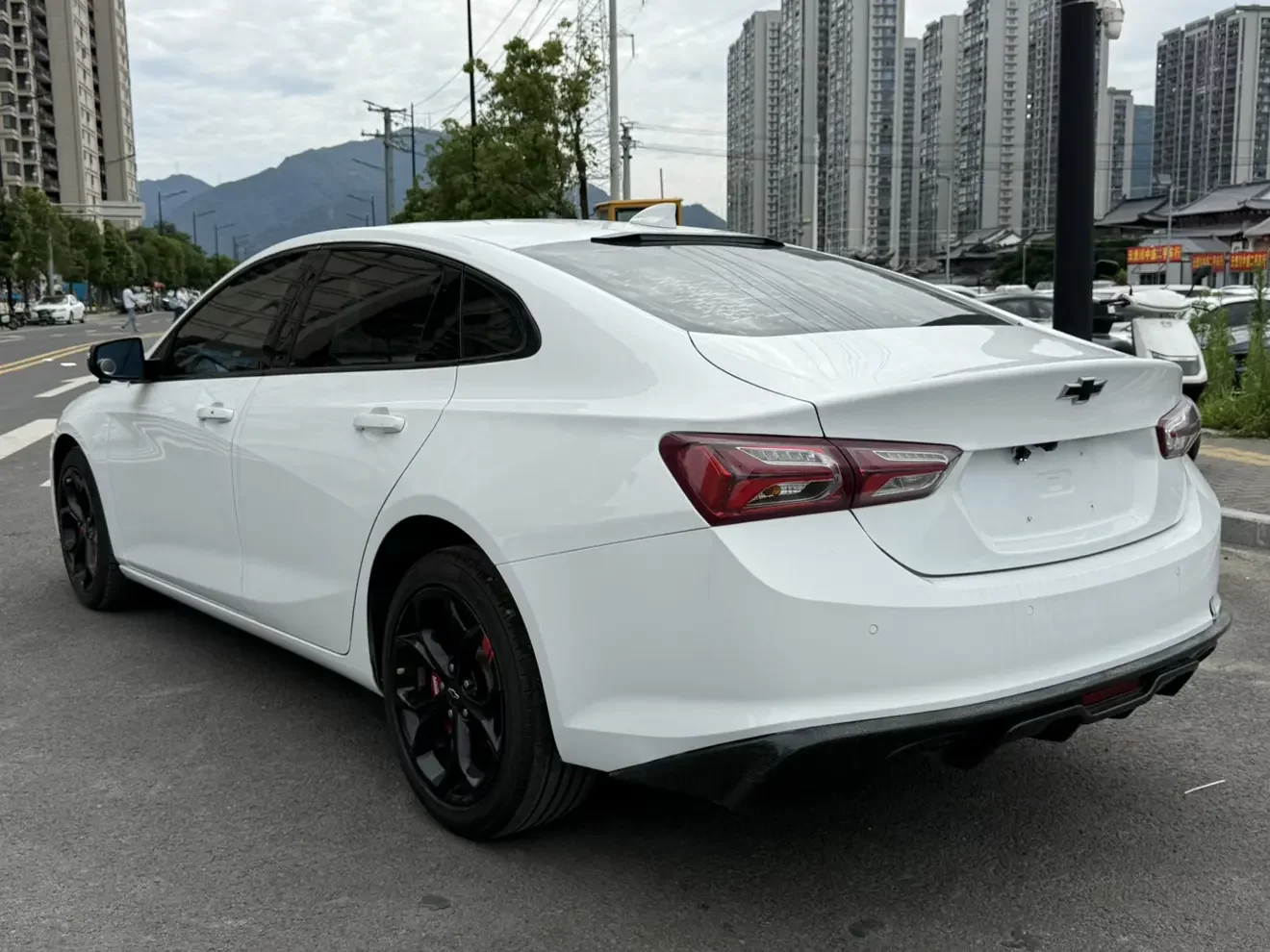 Chevrolet Malibu XL