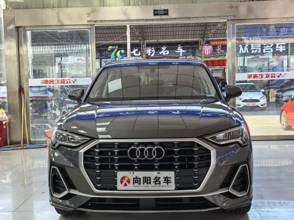 Audi Q3