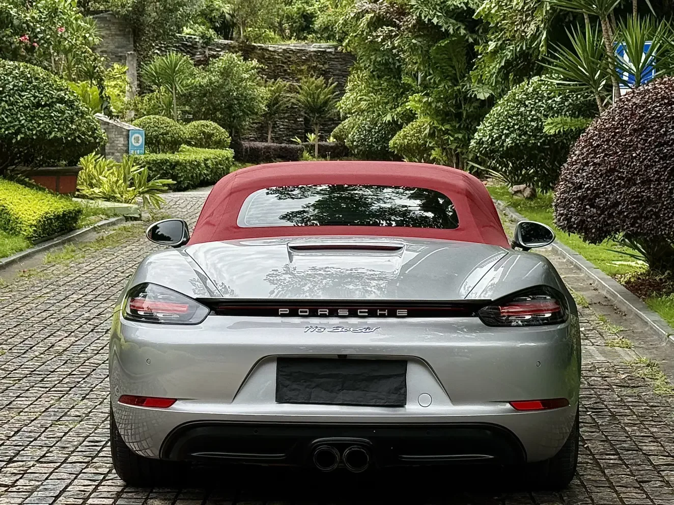 Porsche 718