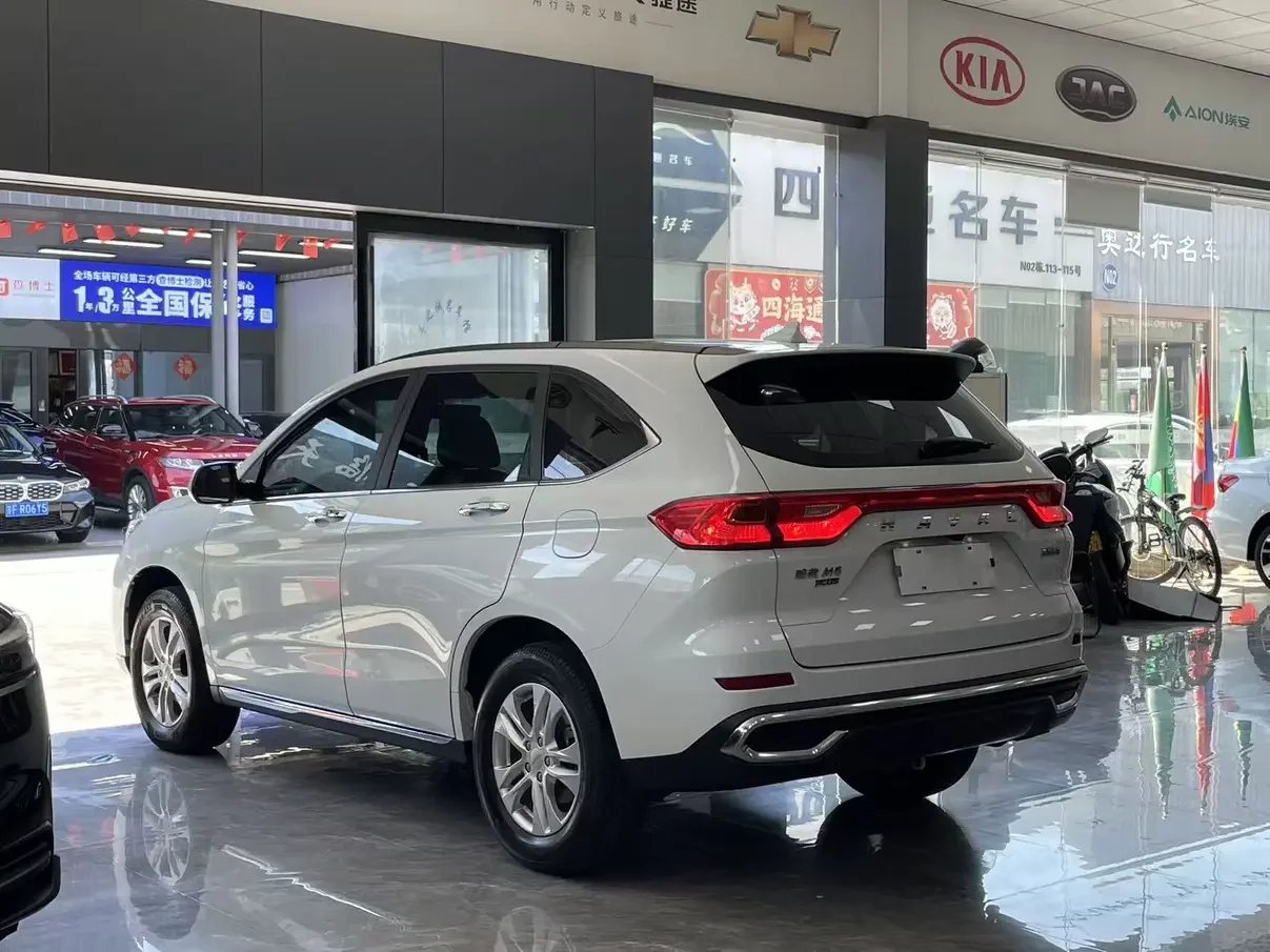 Haval M6