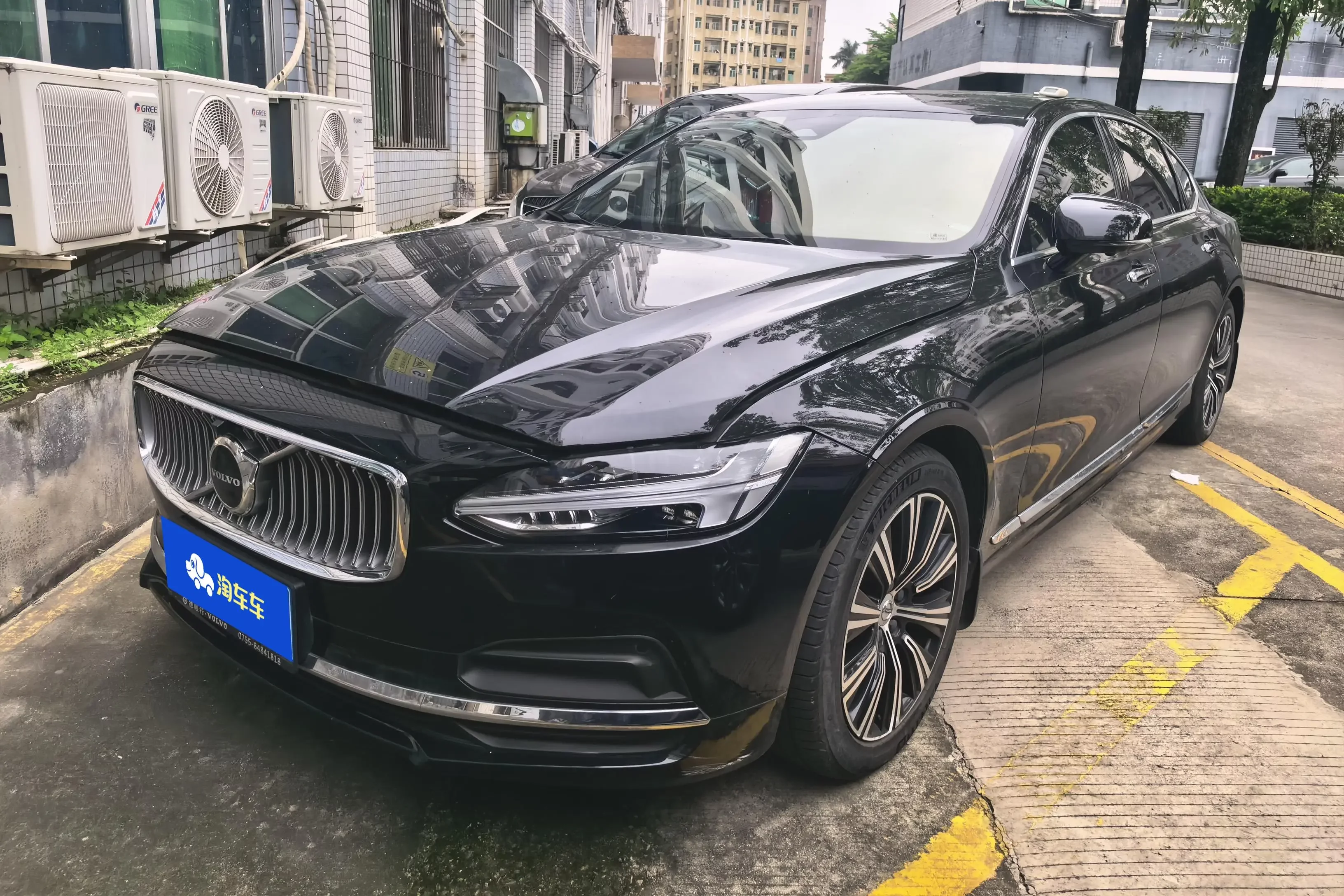 Volvo S90
