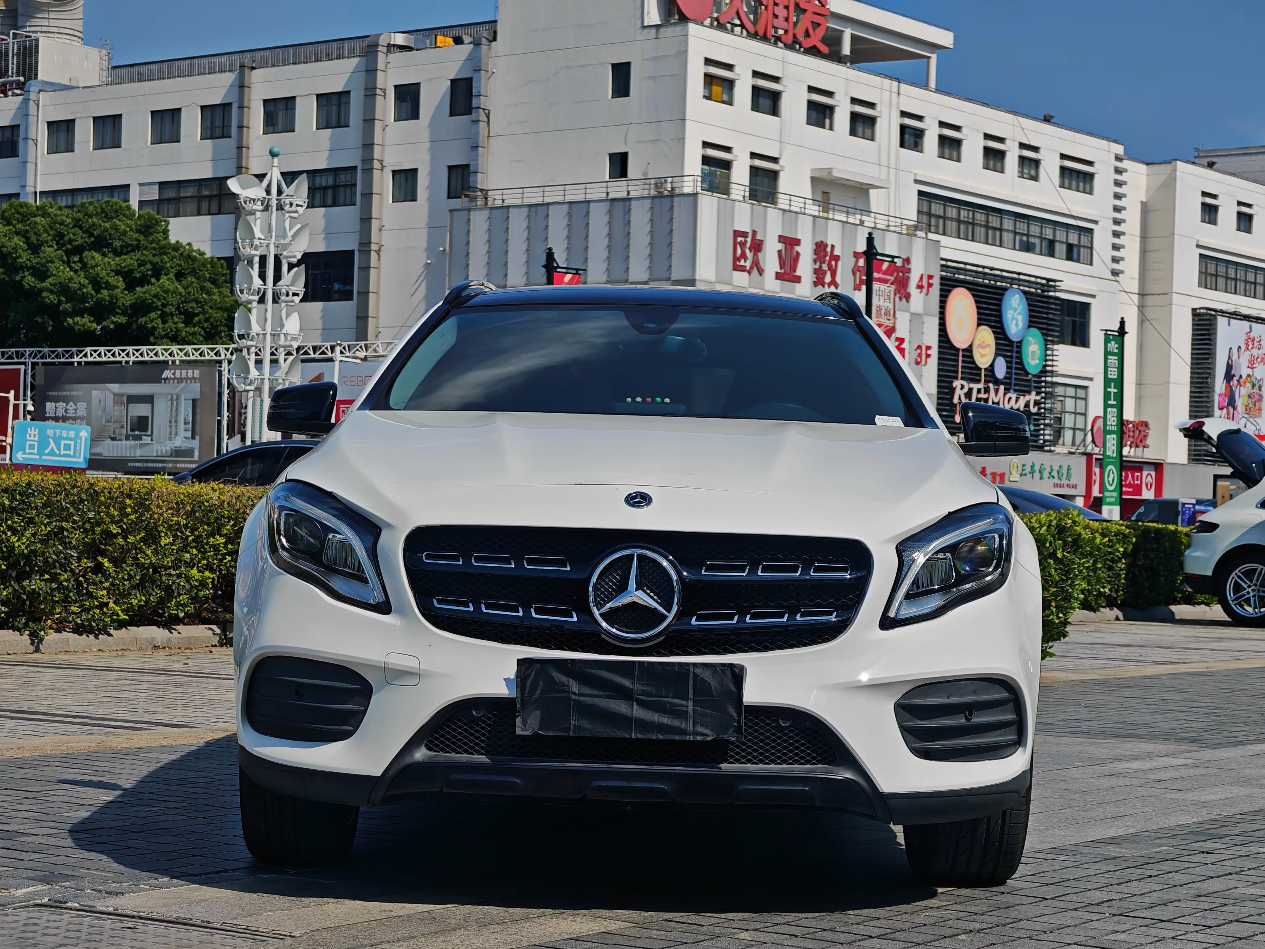 Mercedes-Benz GLA