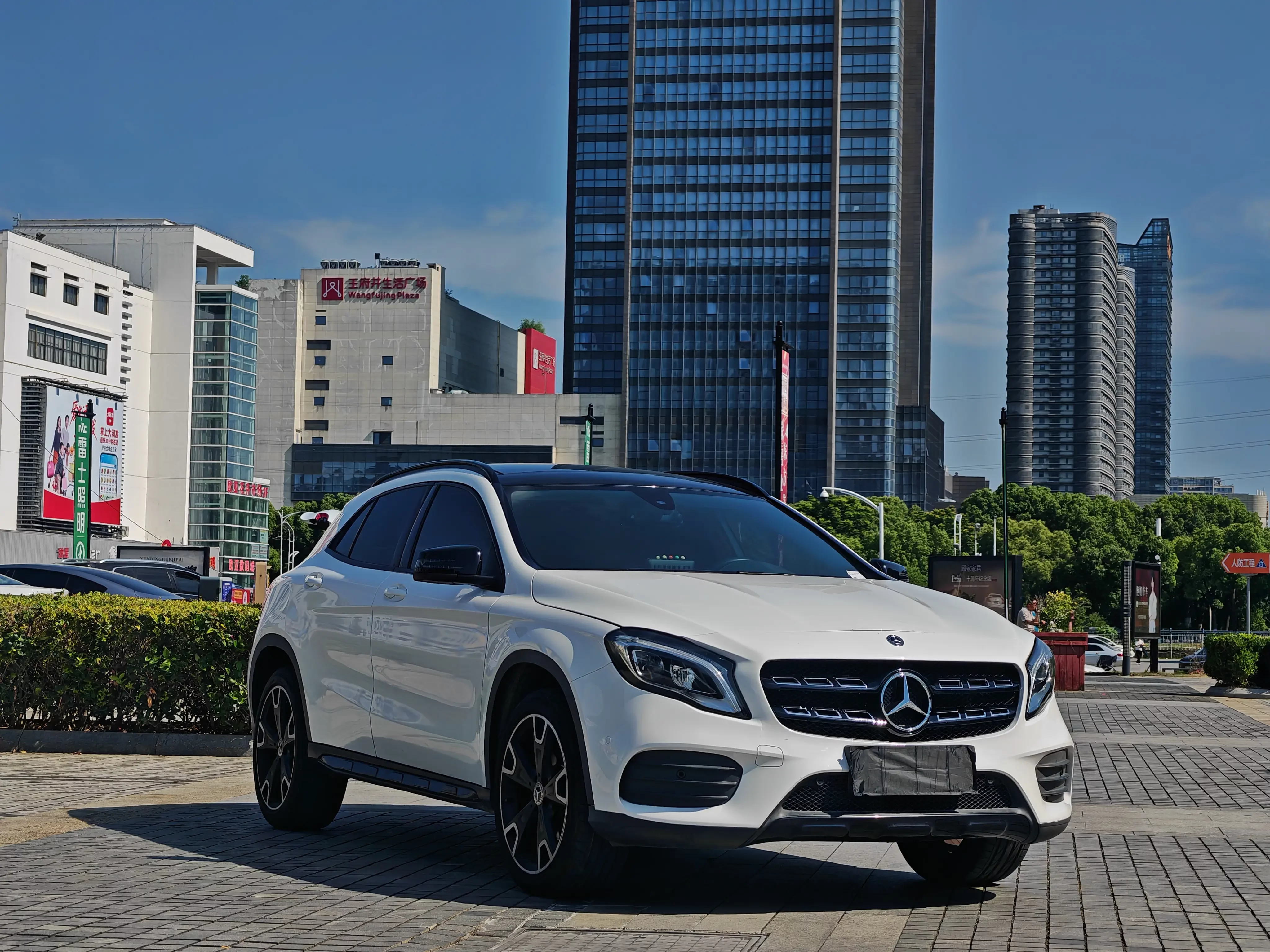 Mercedes-Benz GLA
