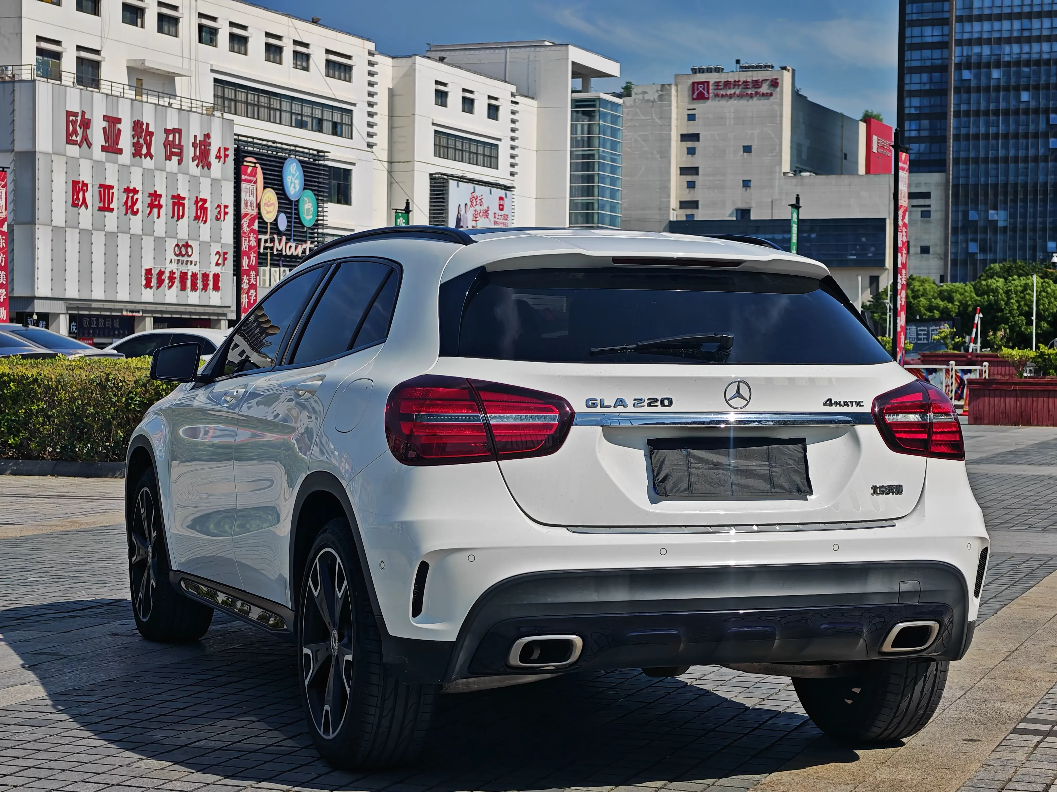 Mercedes-Benz GLA