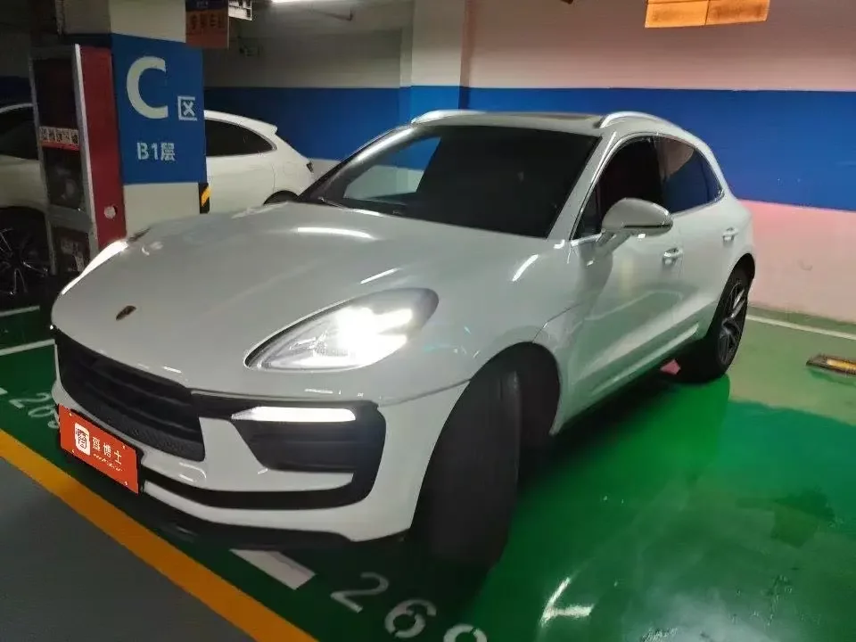 Porsche Macan
