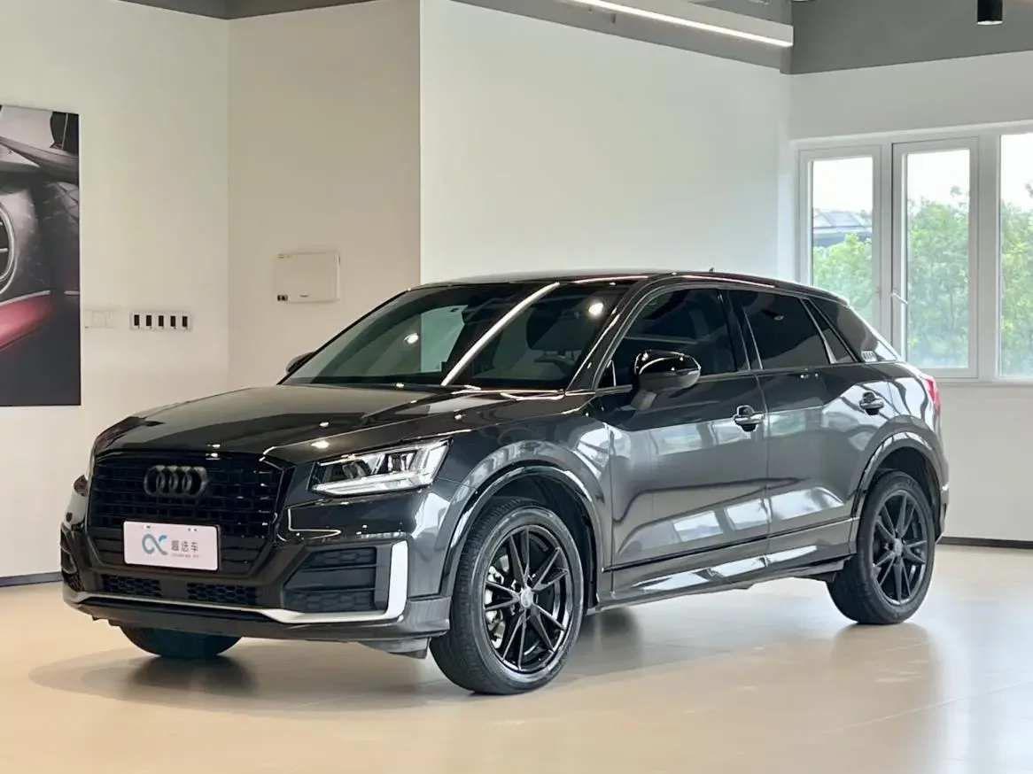 Audi Q2L