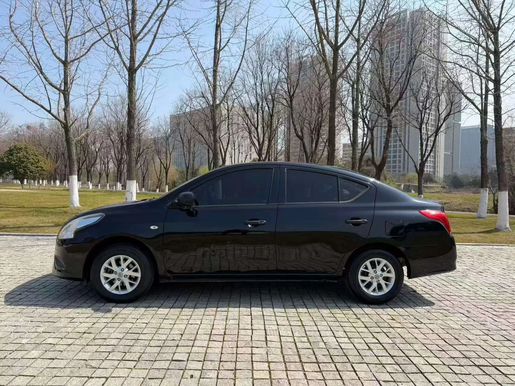 Nissan Sunlight