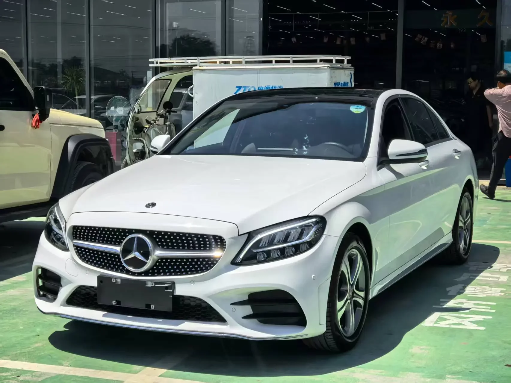 Mercedes-Benz C Class