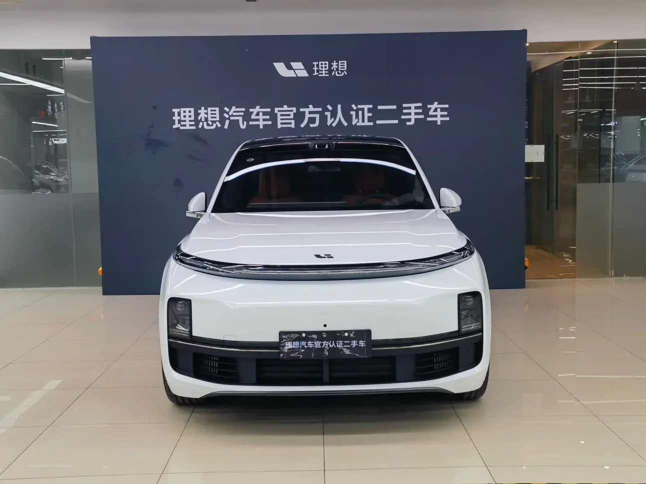 Lixiang L8