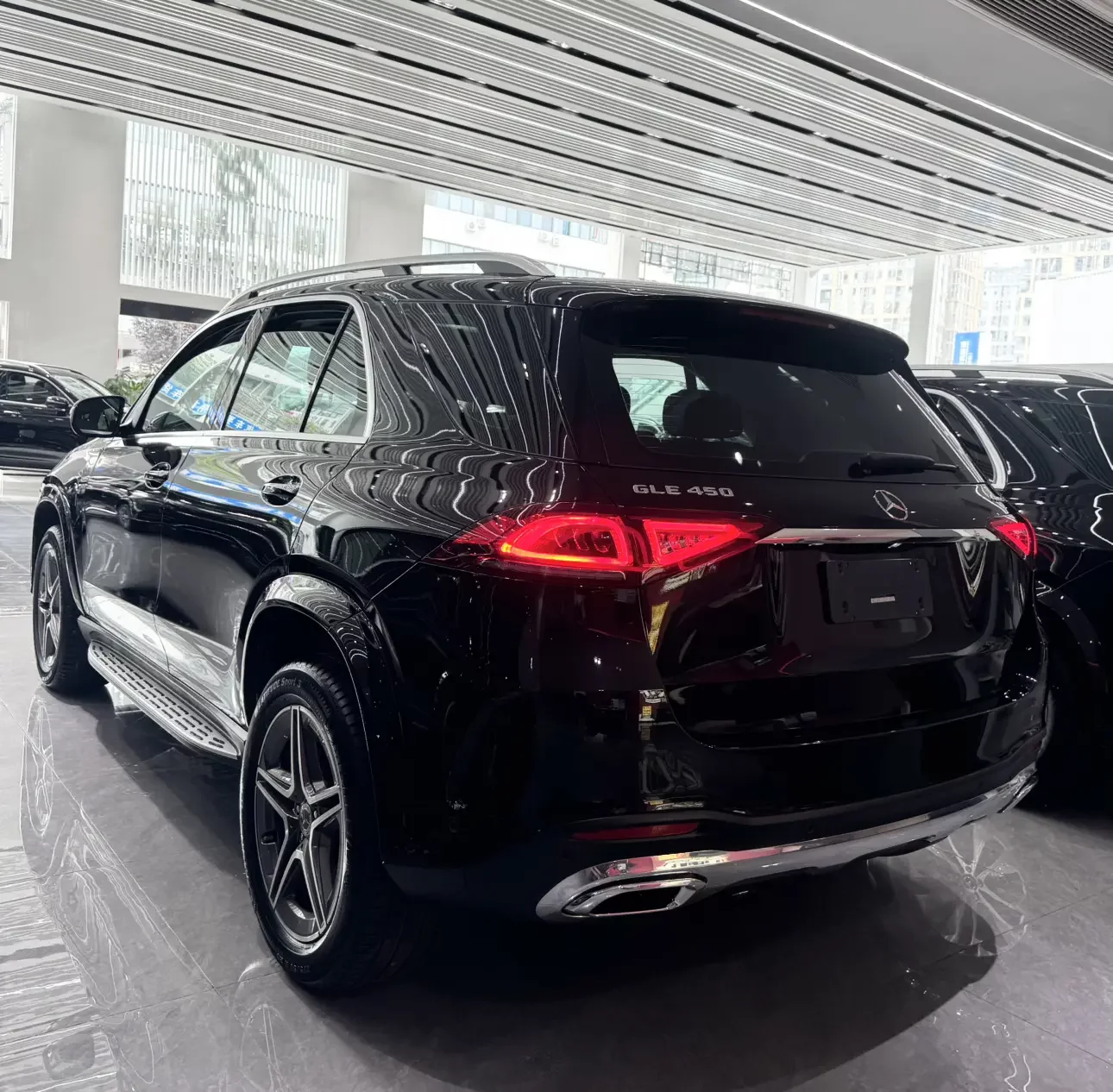 Mercedes-Benz GLE (Imported)