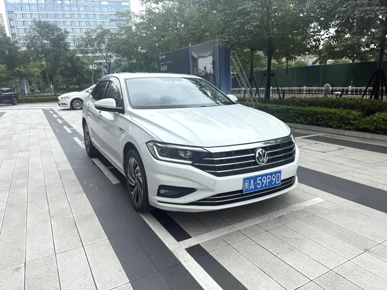 Volkswagen Sagitar