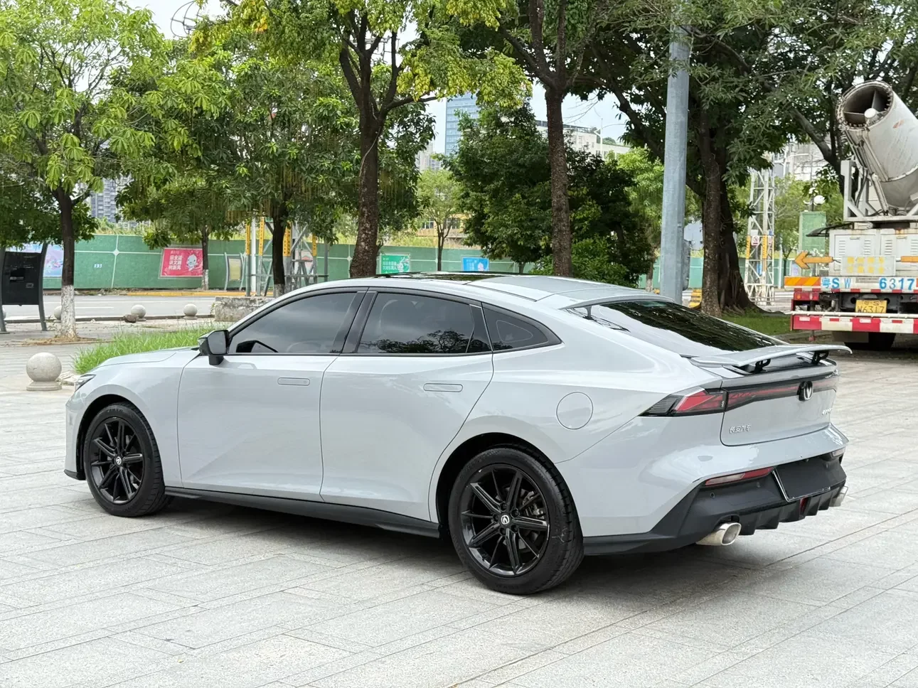 Changan UNI-V